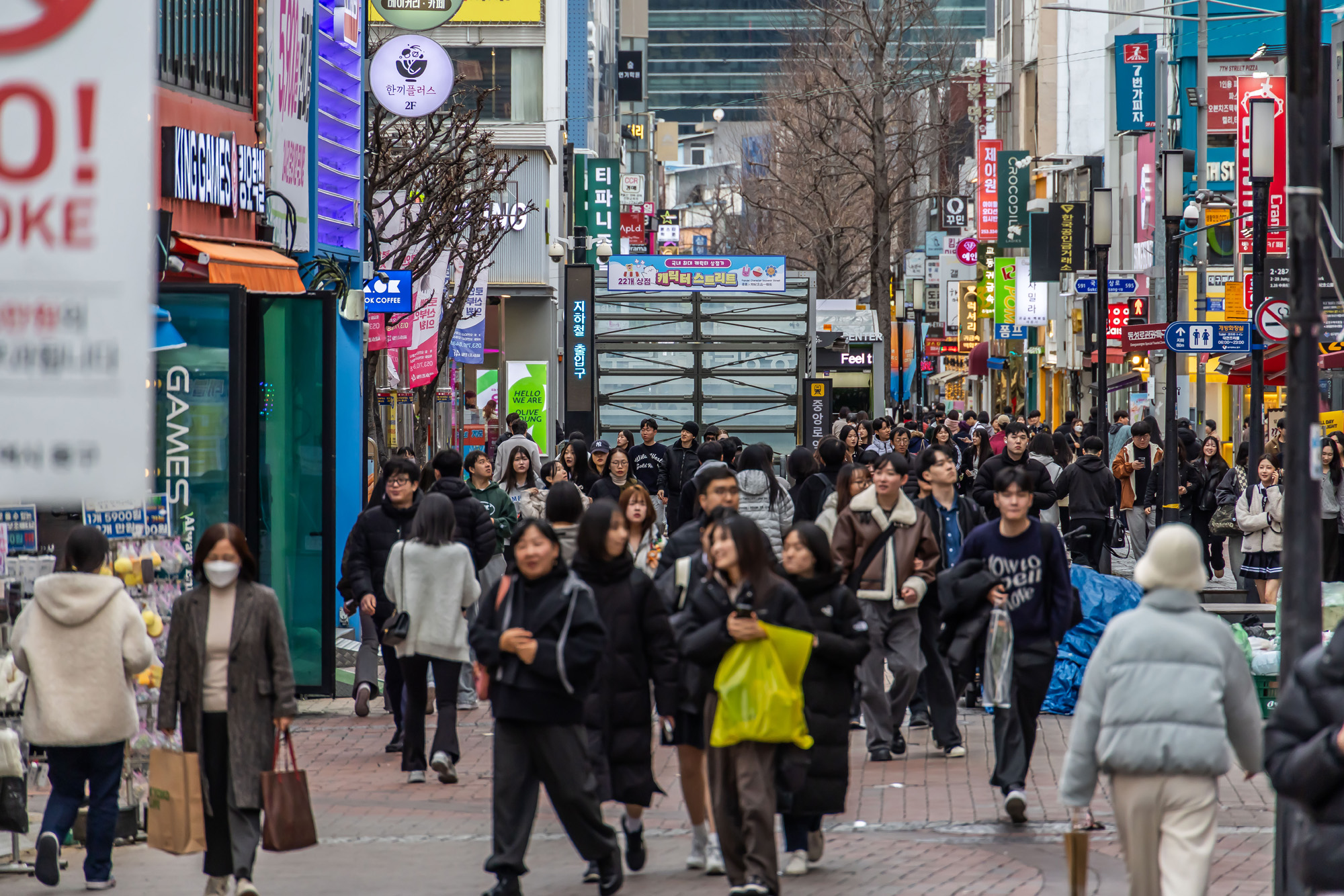 정치;영남권민심;국민의힘텃밭;국민의힘TK민심;대구민심;대구서문시장;대구동성로;동대구역;보수지역민심;보수의심장대구;보수의방어선대구