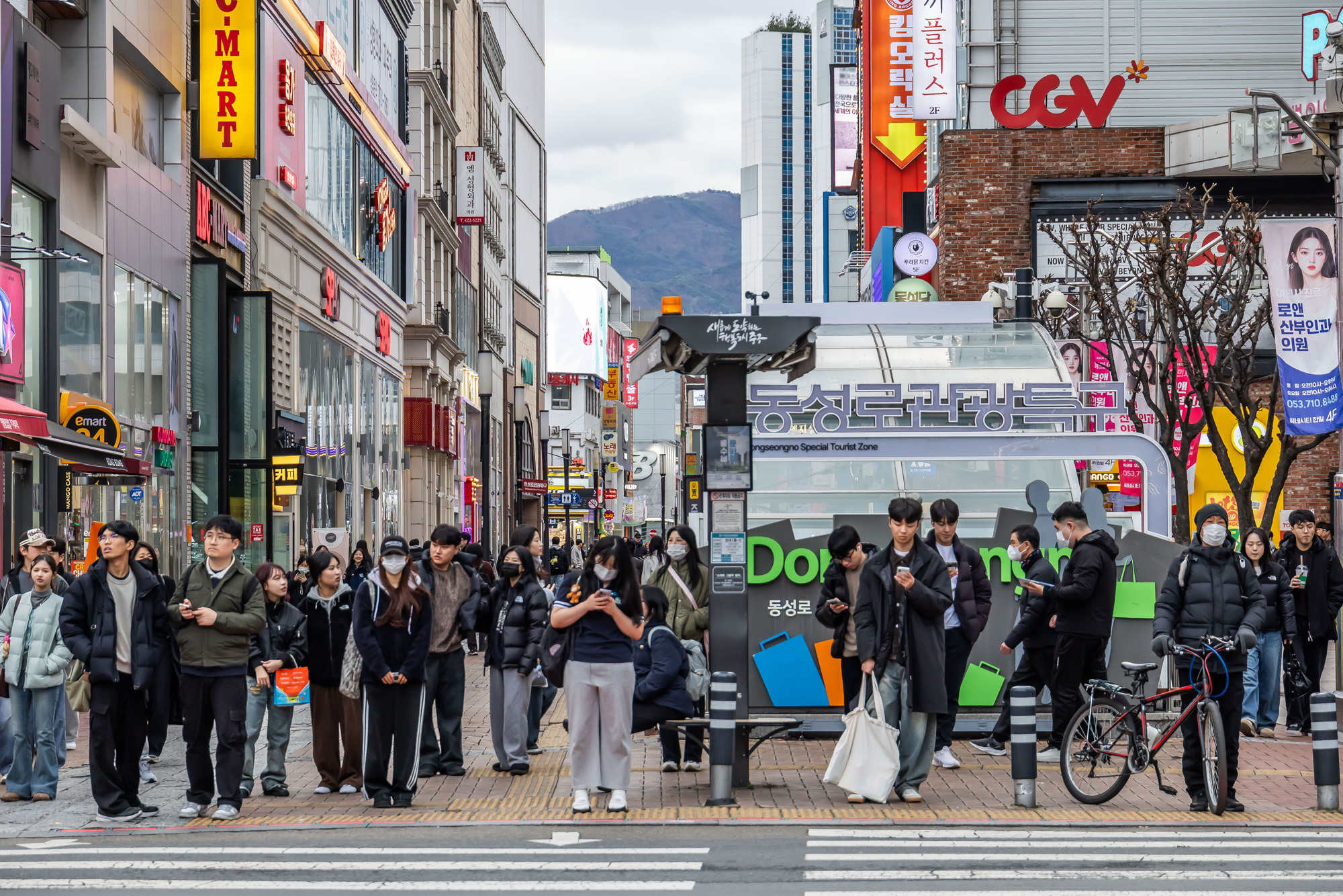 정치;영남권민심;국민의힘텃밭;국민의힘TK민심;대구민심;대구서문시장;대구동성로;동대구역;보수지역민심;보수의심장대구;보수의방어선대구