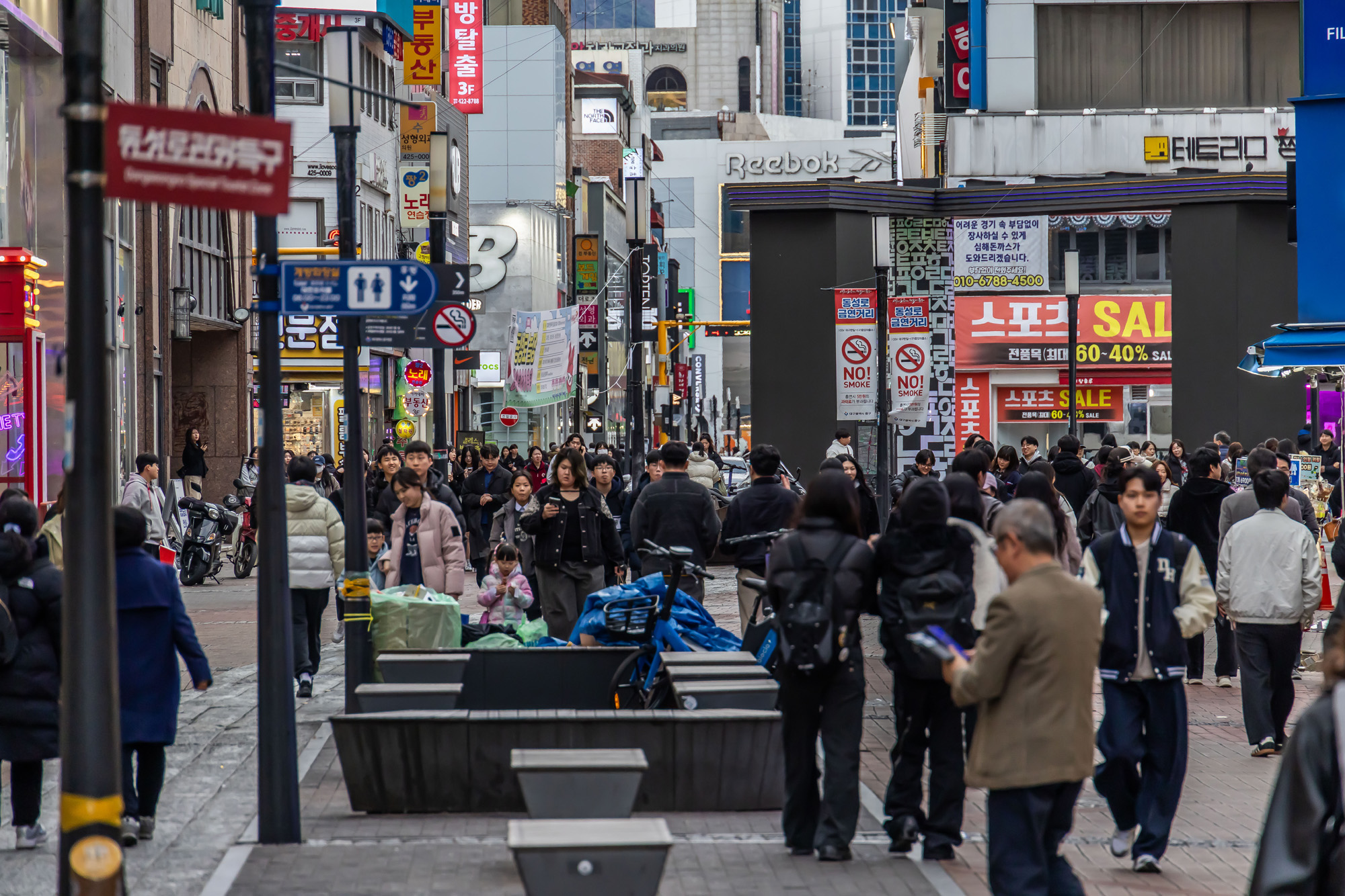 정치;영남권민심;국민의힘텃밭;국민의힘TK민심;대구민심;대구서문시장;대구동성로;동대구역;보수지역민심;보수의심장대구;보수의방어선대구