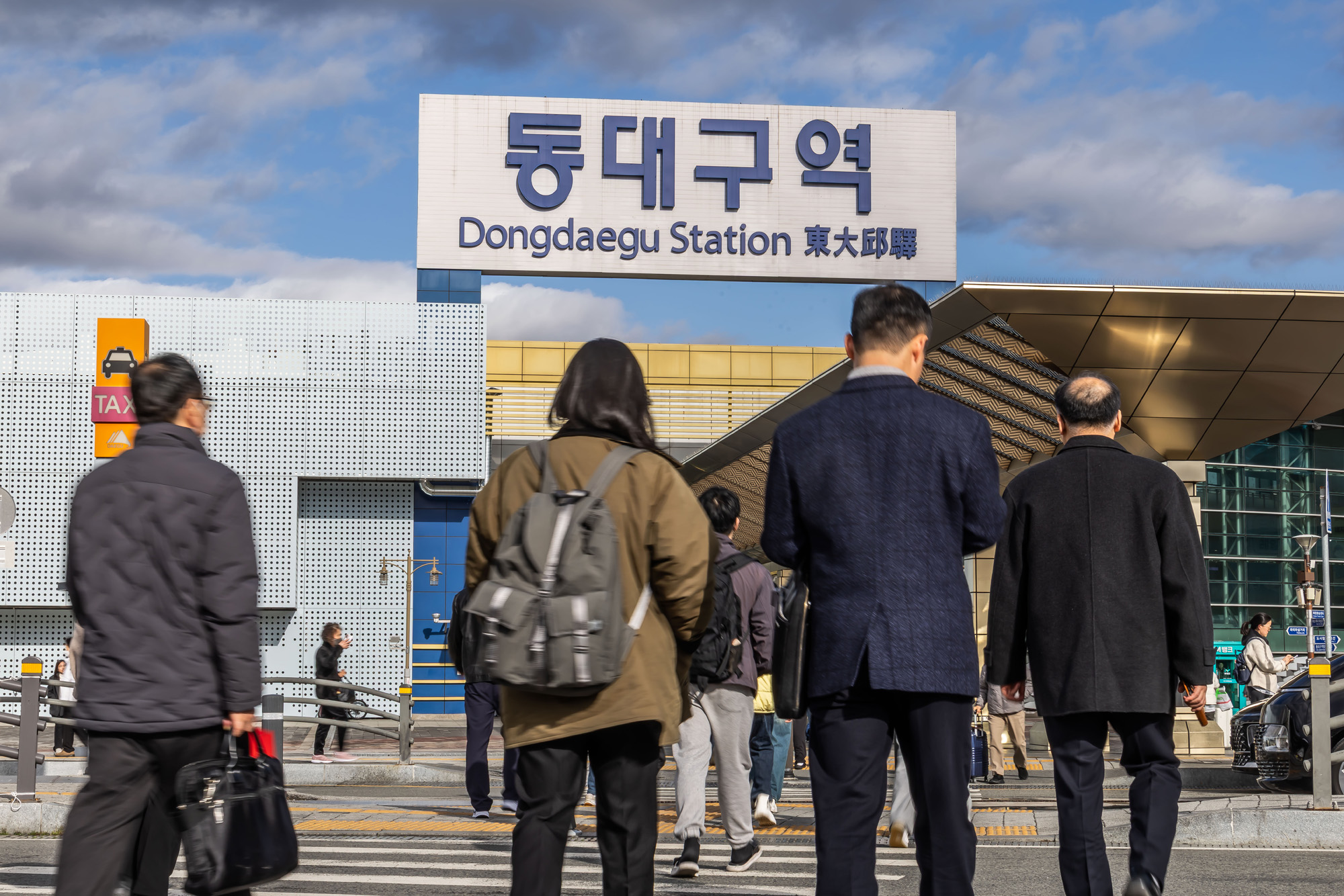 정치;영남권민심;국민의힘텃밭;국민의힘TK민심;대구민심;대구서문시장;대구동성로;동대구역;보수지역민심;보수의심장대구;보수의방어선대구