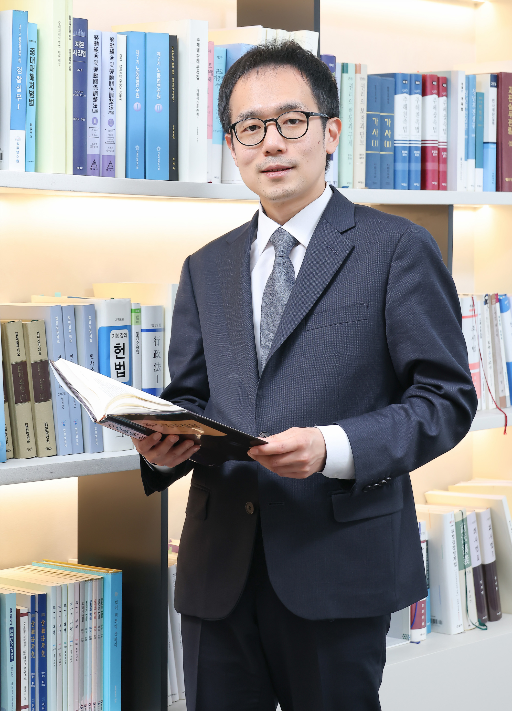 이영훈;서울남부지검;검사;법무법인;위온;변호사