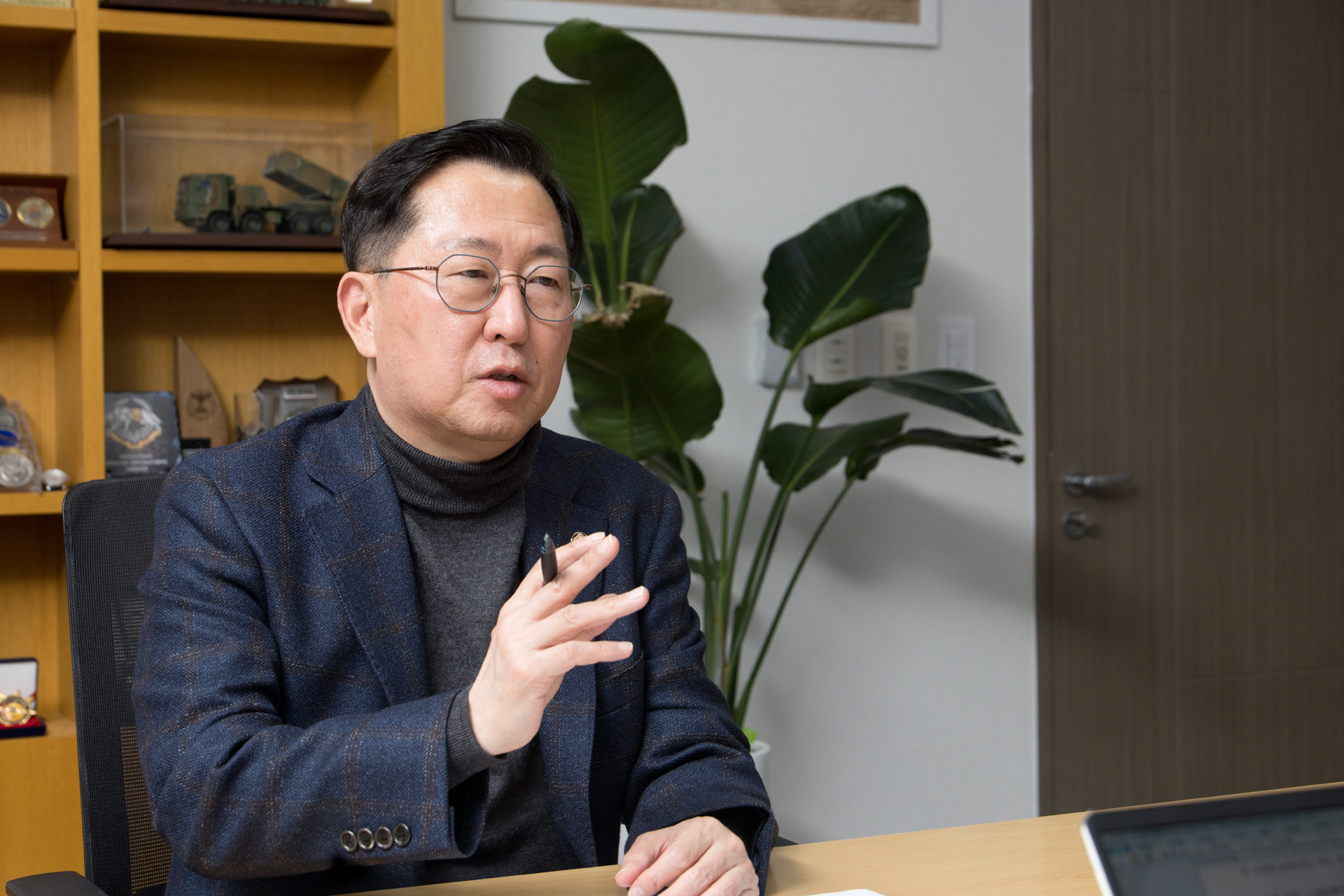 정치;정당;국민의힘;유용원;인터뷰;우크라이나;러우전쟁