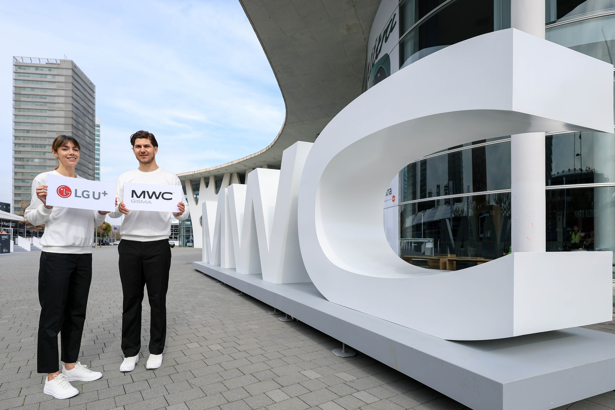 경제;모바일월드콩그레스2026;모바일월드;홍범식 LG유플러스 대표;노태문 삼성전자사장;MWC