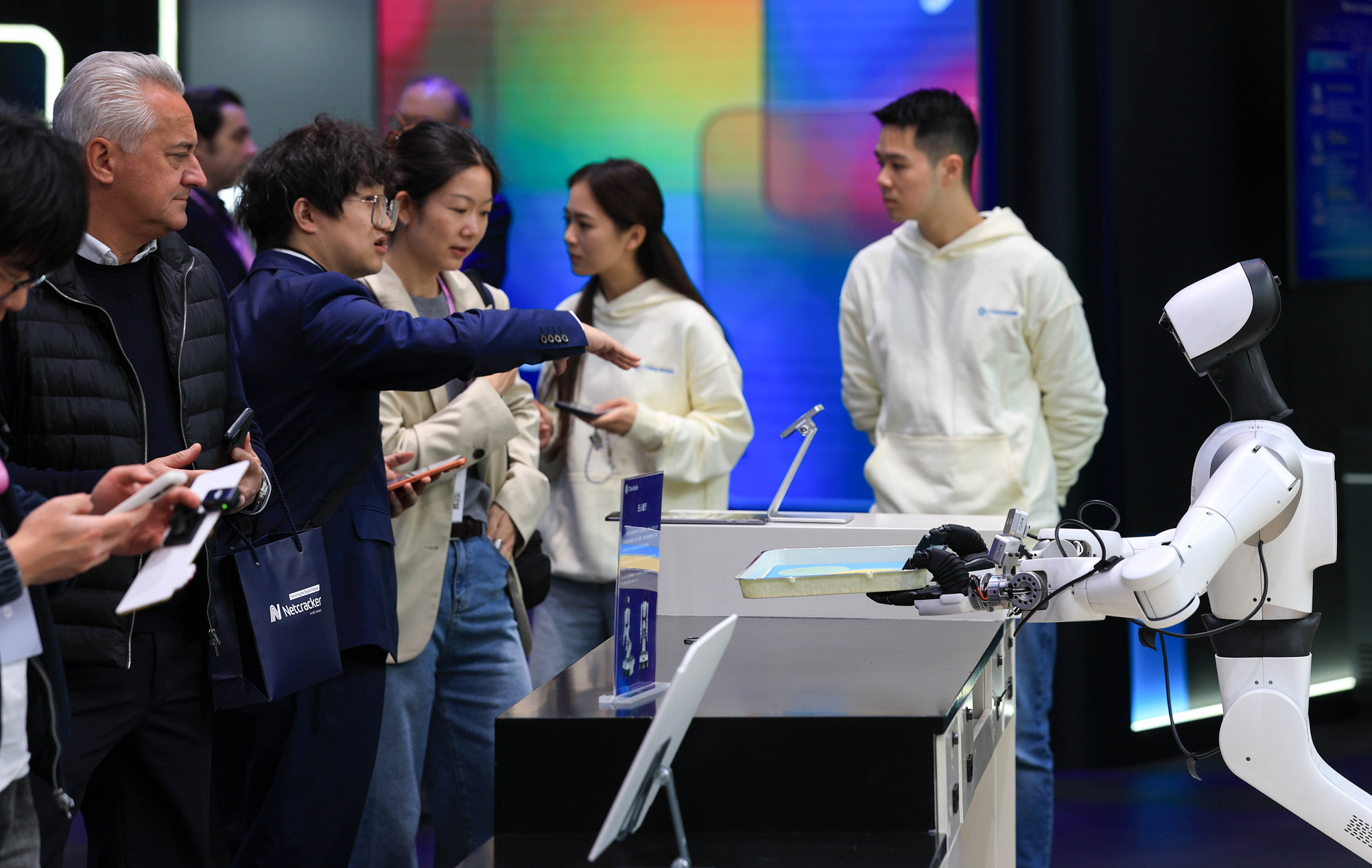 경제;모바일월드콩그레스2026;모바일월드;홍범식 LG유플러스 대표;노태문 삼성전자사장;MWC