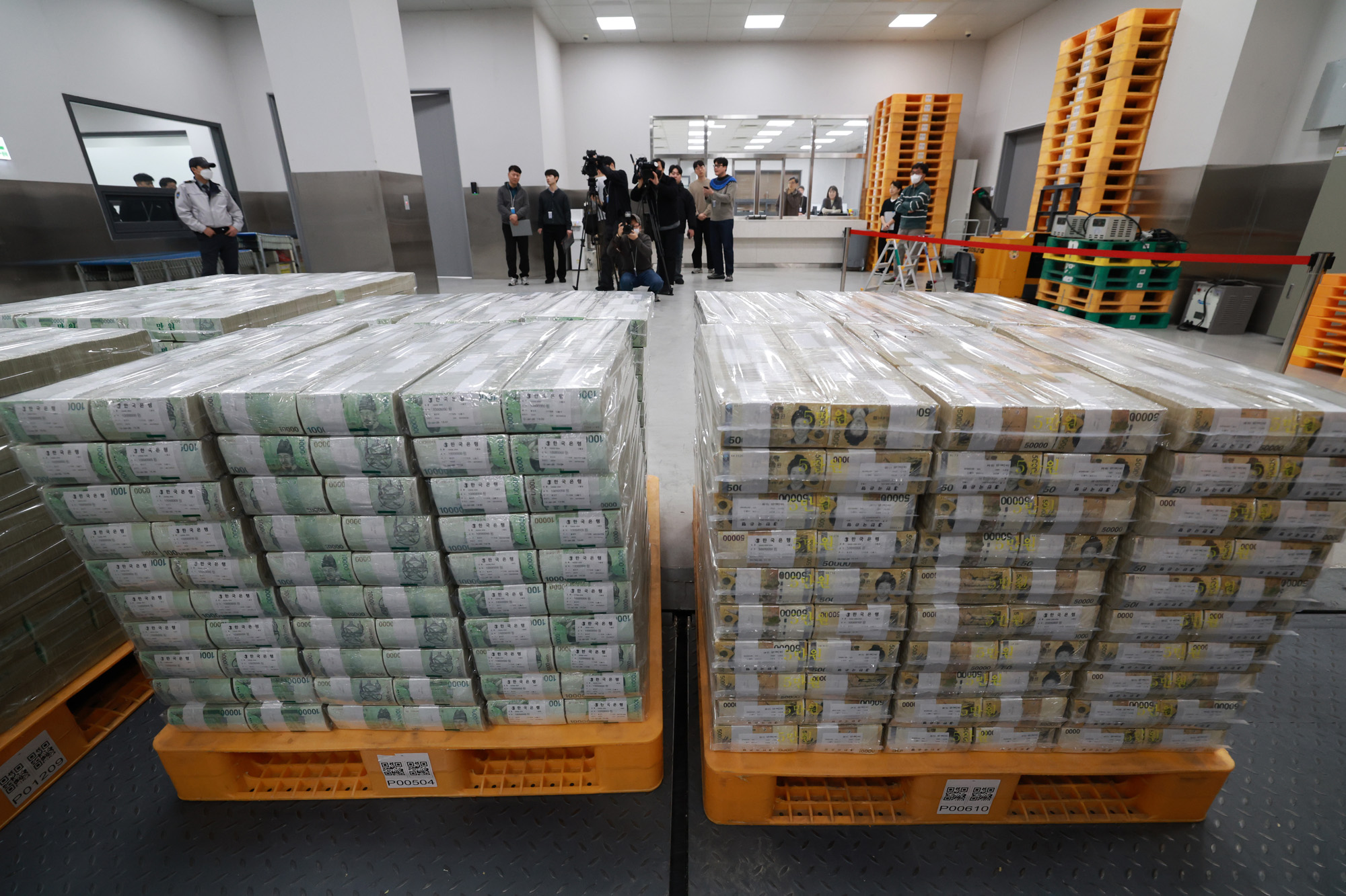 경제;사회;한국은행;설자금방출;한국은행현급;한국설화폐공급;은행현금방출