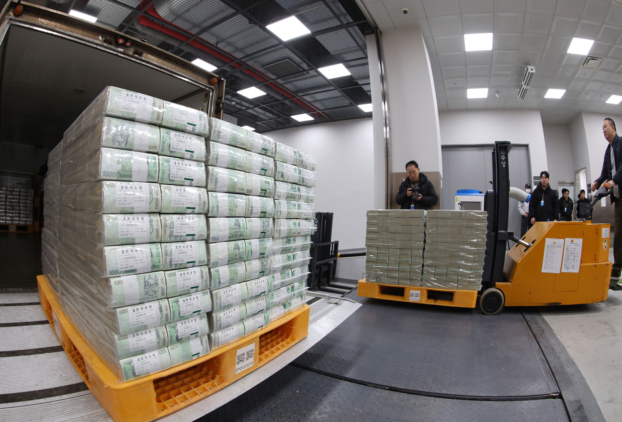 경제;사회;한국은행;설자금방출;한국은행현급;한국설화폐공급;은행현금방출