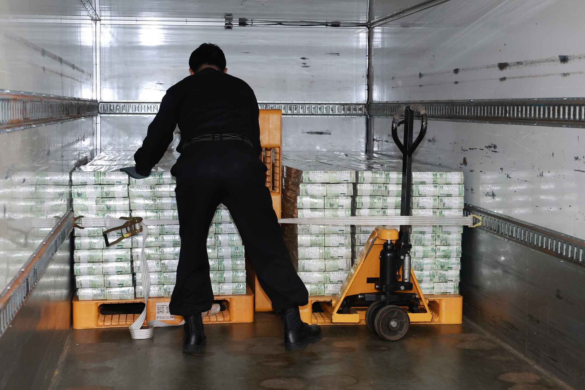 경제;사회;한국은행;설자금방출;한국은행현급;한국설화폐공급;은행현금방출