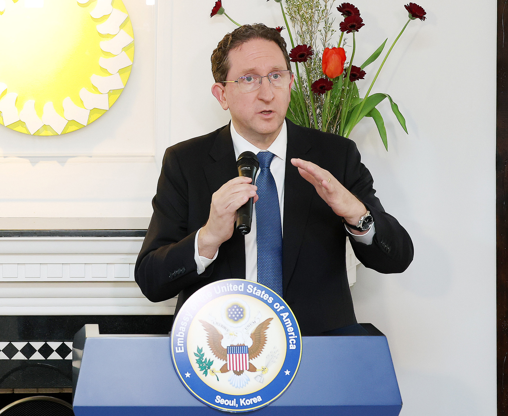 정치;미국건국250주년기념전시회;제임스 헬러 주한 미국대사대리