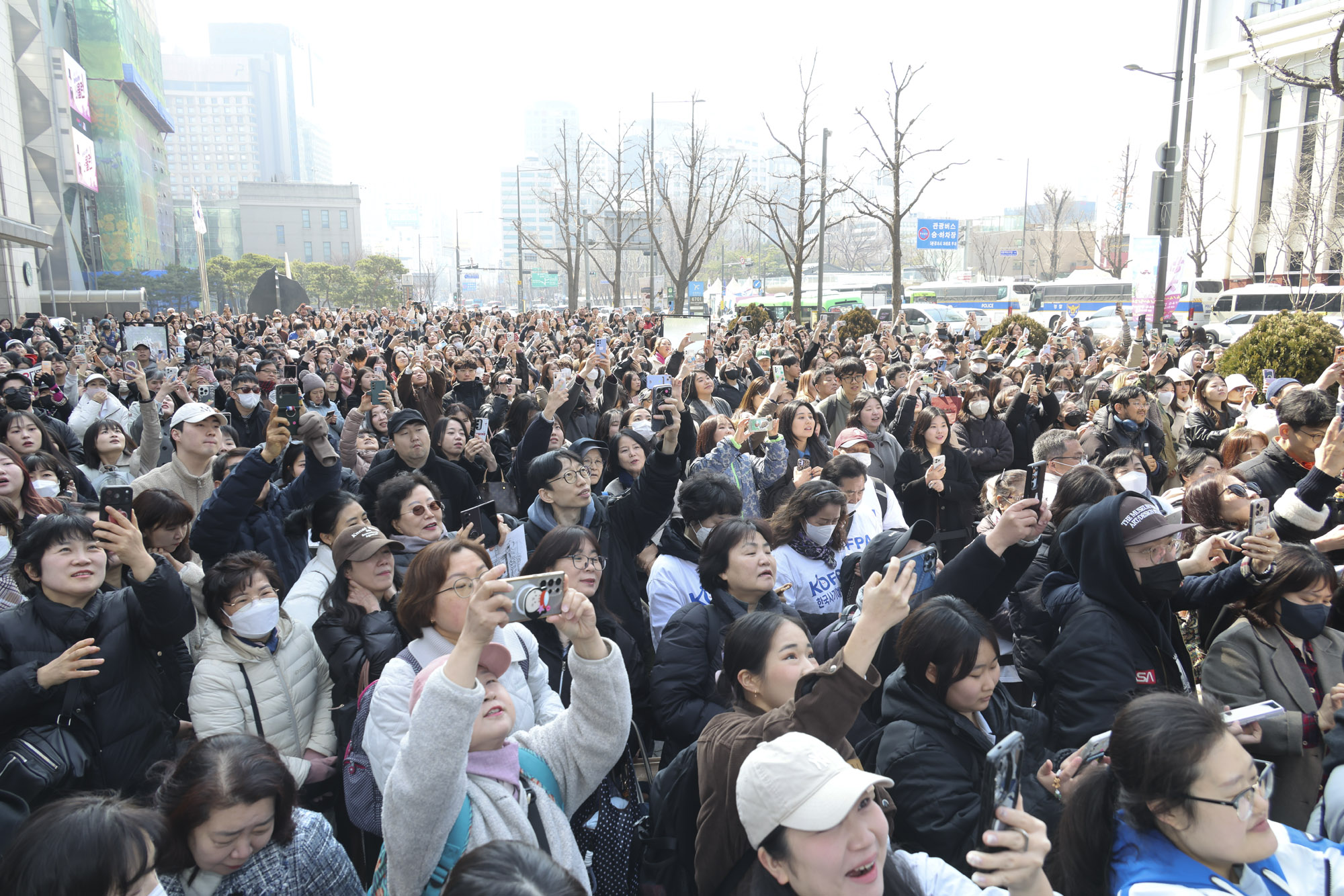 장항준;장항준감독;왕과사는남자;영화;영화천만관객;왕과사는남자영화