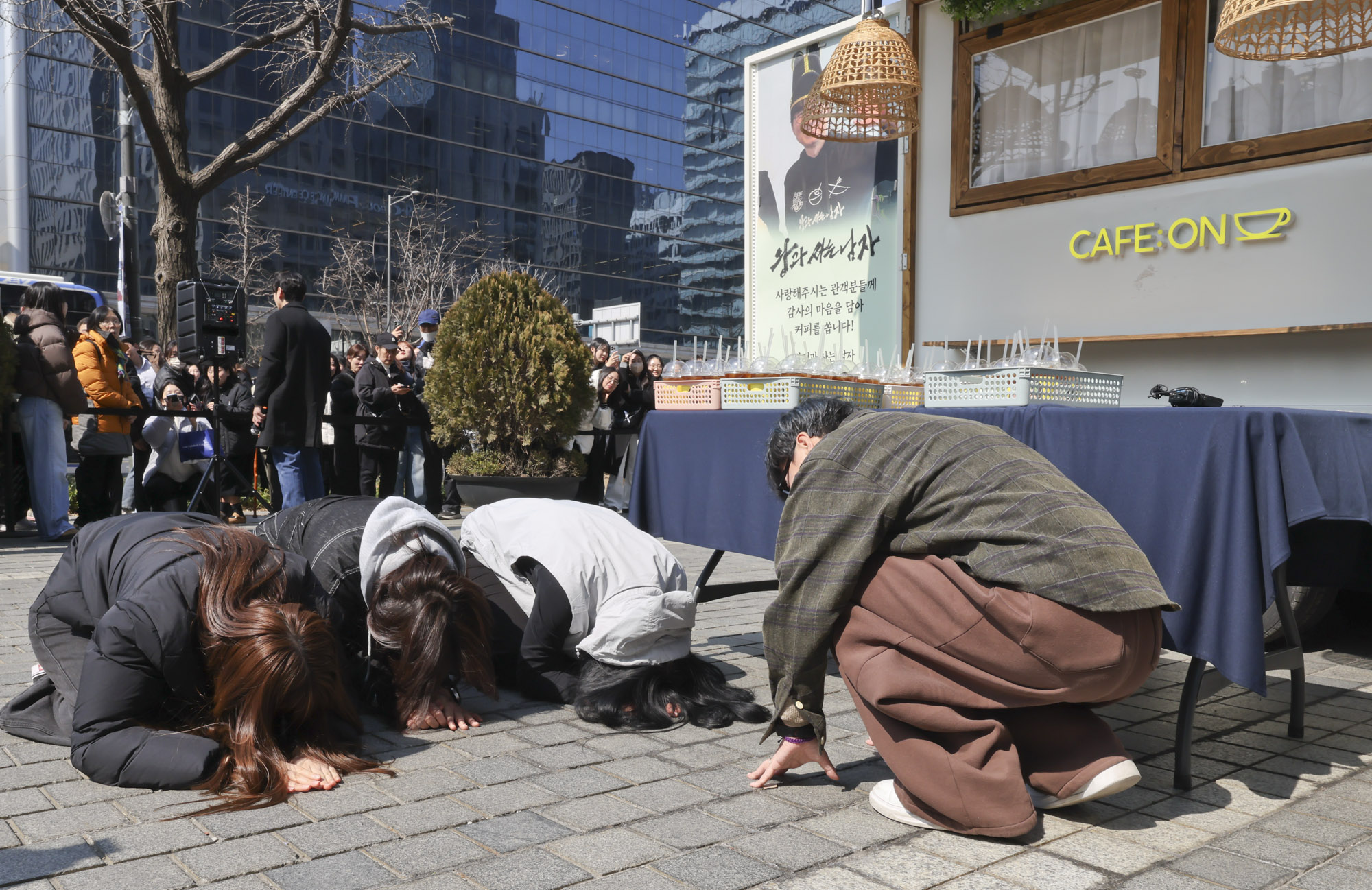 장항준;장항준감독;왕과사는남자;영화;영화천만관객;왕과사는남자영화