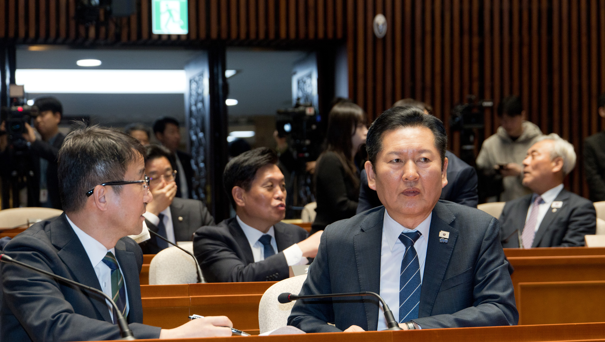 정치;정당;더불어민주당;의원총회