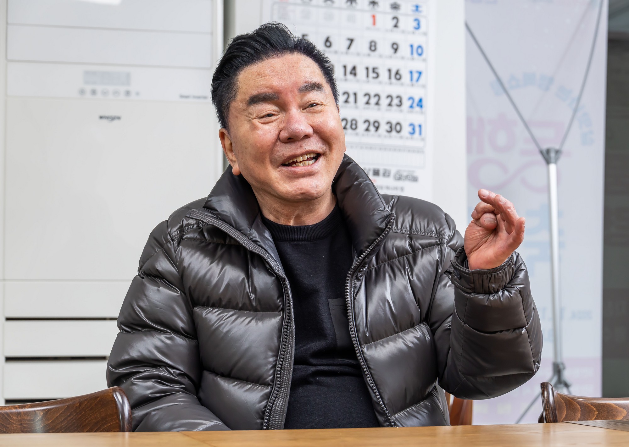 인물;연예;코미디언;개그맨;영화감독;심형래;영구TV;심형래영구;영구오부리;심형래감독인터뷰;인왕시장