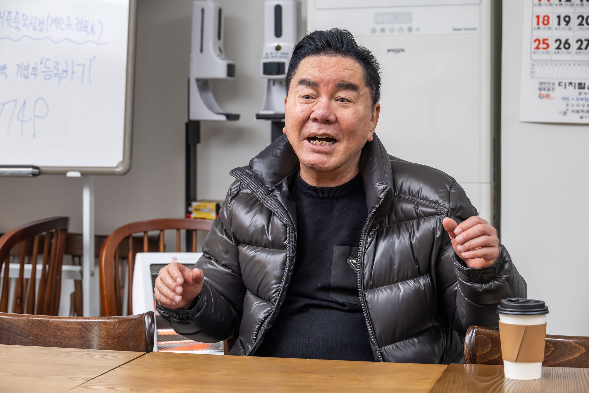 인물;연예;코미디언;개그맨;영화감독;심형래;영구TV;심형래영구;영구오부리;심형래감독인터뷰;인왕시장