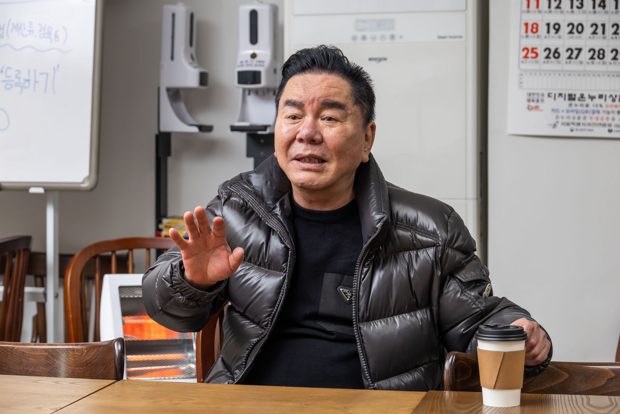 인물;연예;코미디언;개그맨;영화감독;심형래;영구TV;심형래영구;영구오부리;심형래감독인터뷰;인왕시장