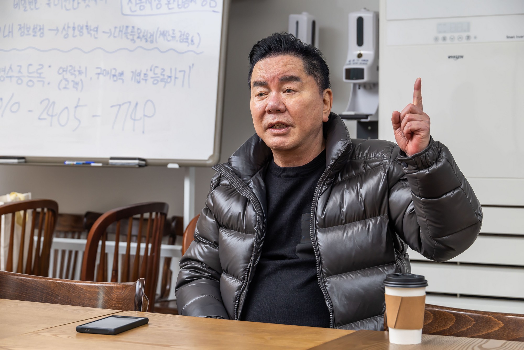 인물;연예;코미디언;개그맨;영화감독;심형래;영구TV;심형래영구;영구오부리;심형래감독인터뷰;인왕시장