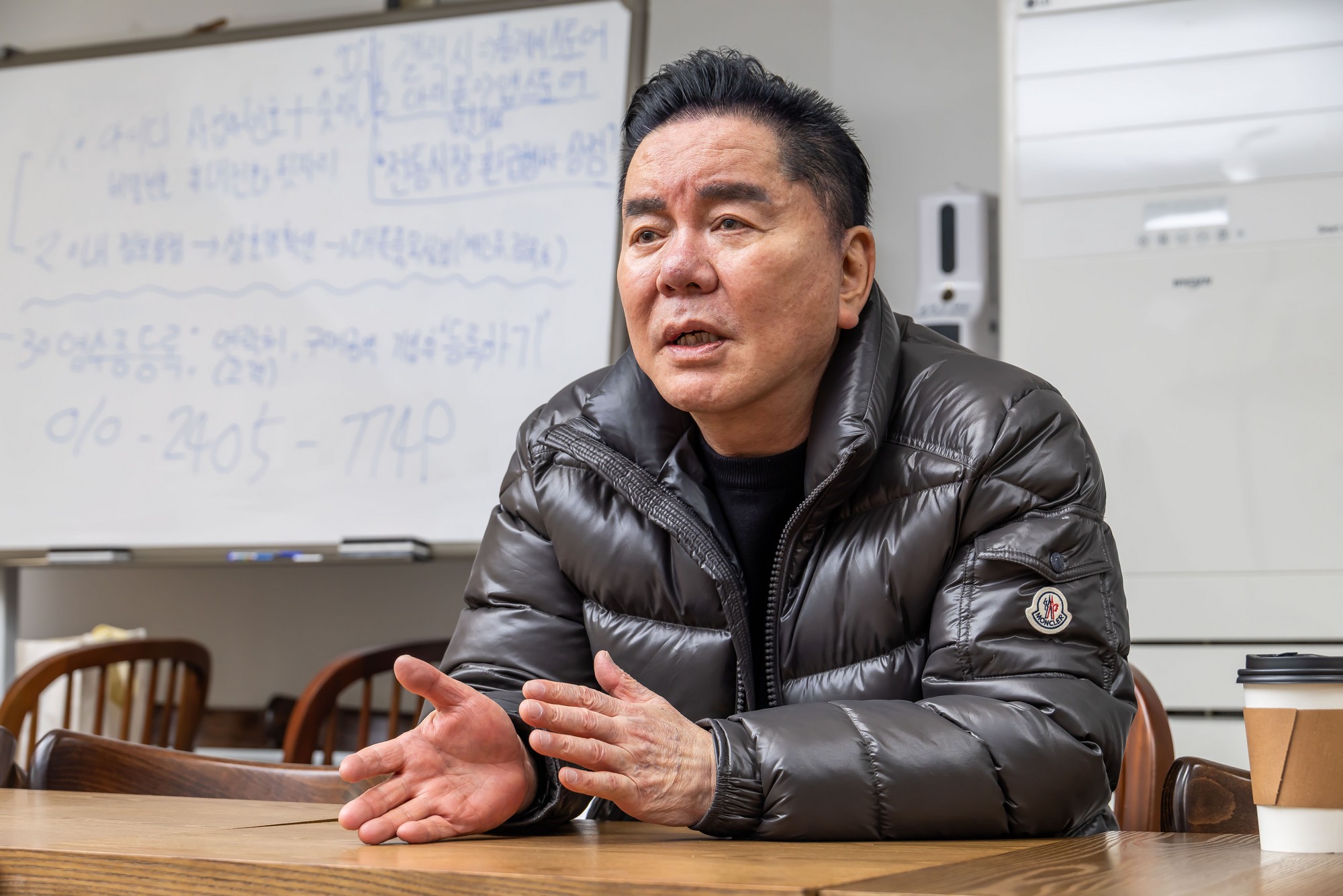 인물;연예;코미디언;개그맨;영화감독;심형래;영구TV;심형래영구;영구오부리;심형래감독인터뷰;인왕시장