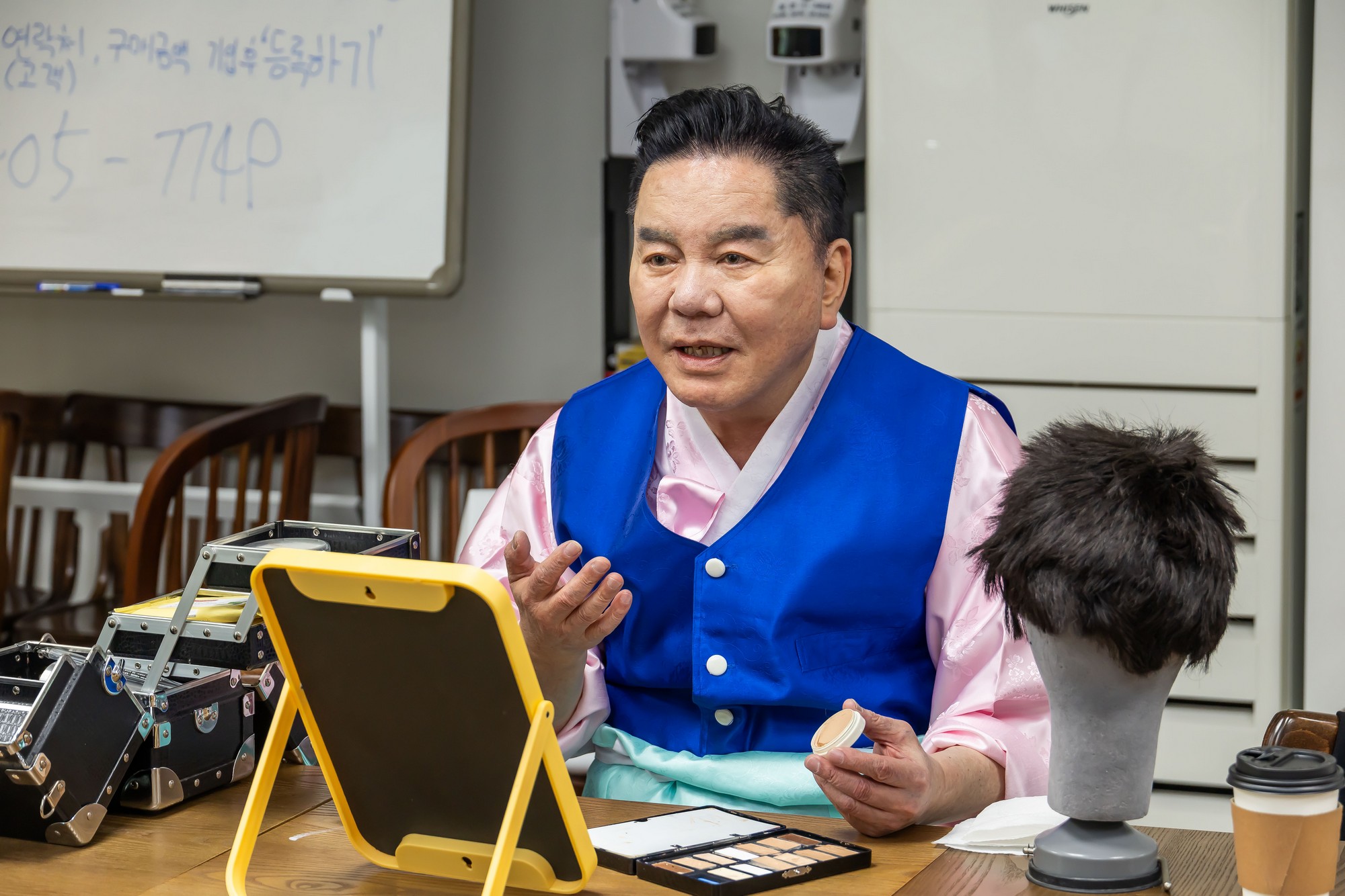 인물;연예;코미디언;개그맨;영화감독;심형래;영구TV;심형래영구;영구오부리;심형래감독인터뷰;인왕시장