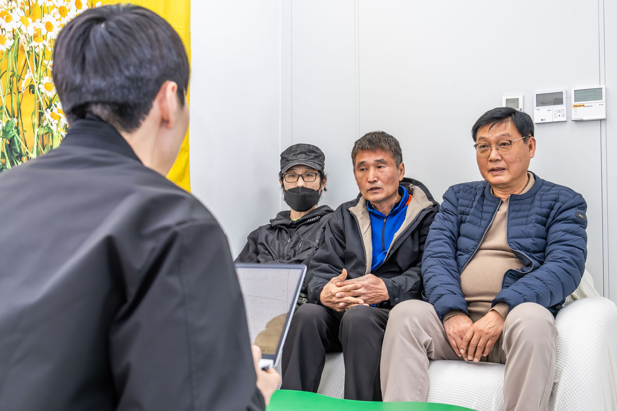 사회;세태;남성고독사;5060남성고독사;중장년1인남성가구;신정종합사회복지관;5060남성음악테라피;5060남성밴드연습