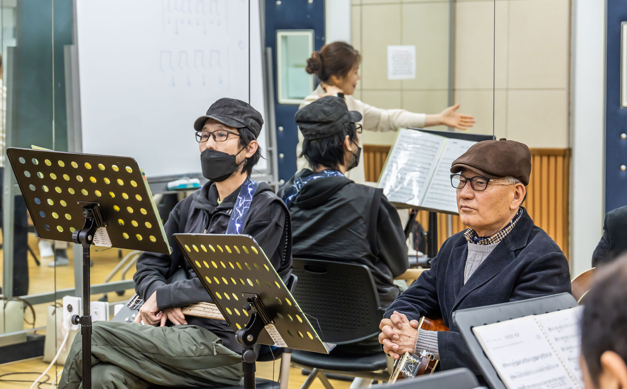 사회;세태;남성고독사;5060남성고독사;중장년1인남성가구;신정종합사회복지관;5060남성음악테라피;5060남성밴드연습