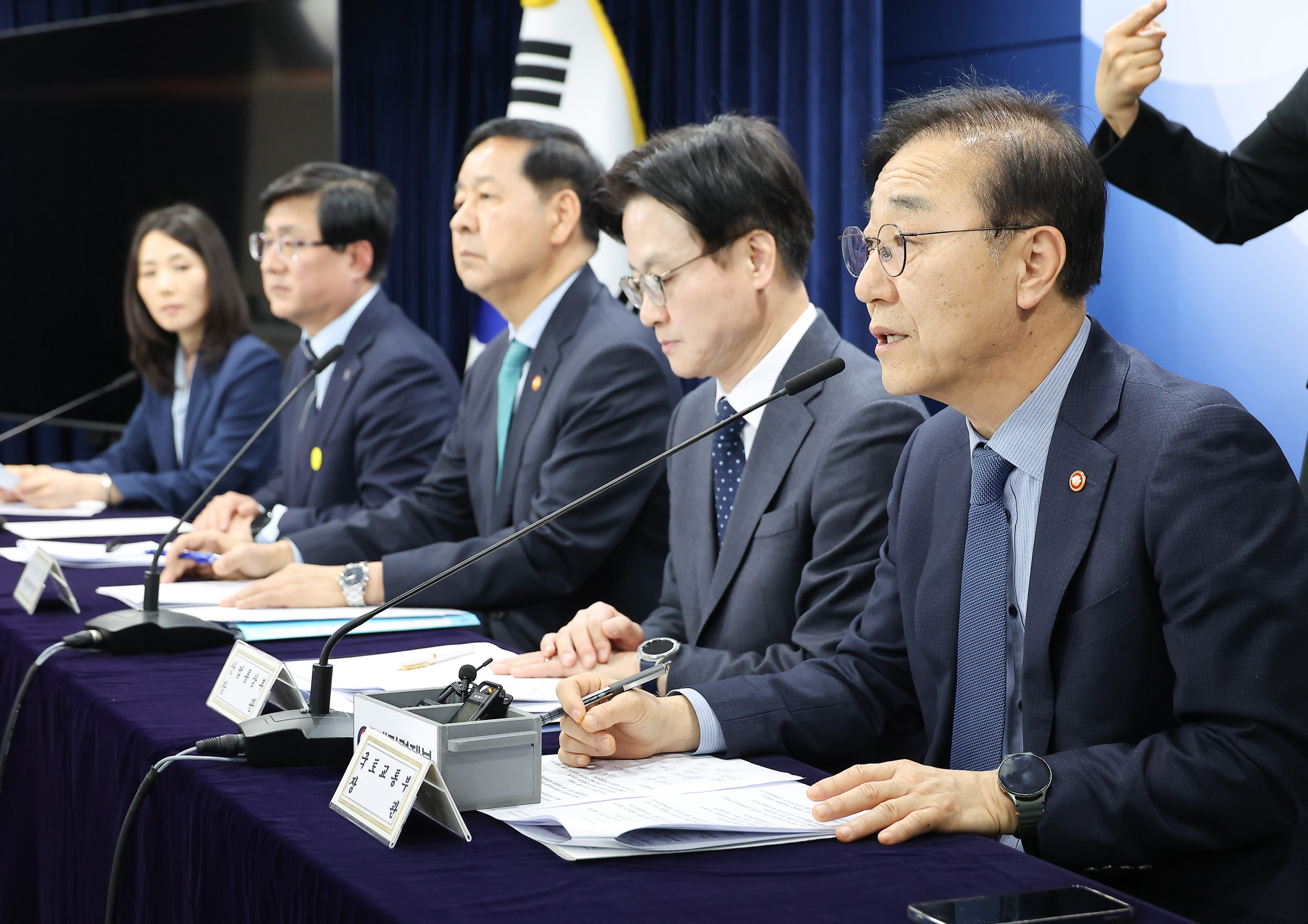 구윤철;부총리;비상경제;점검회의;합동브리핑