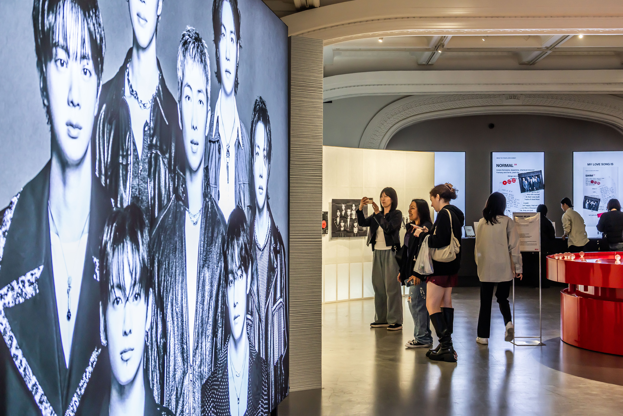 연예;방송;가수;스타;K팝;BTS;방탄소년단;하이브;BTS팝업스토어;신세계백화점더헤리티지;방탄소년단정규5집발매기념팝업