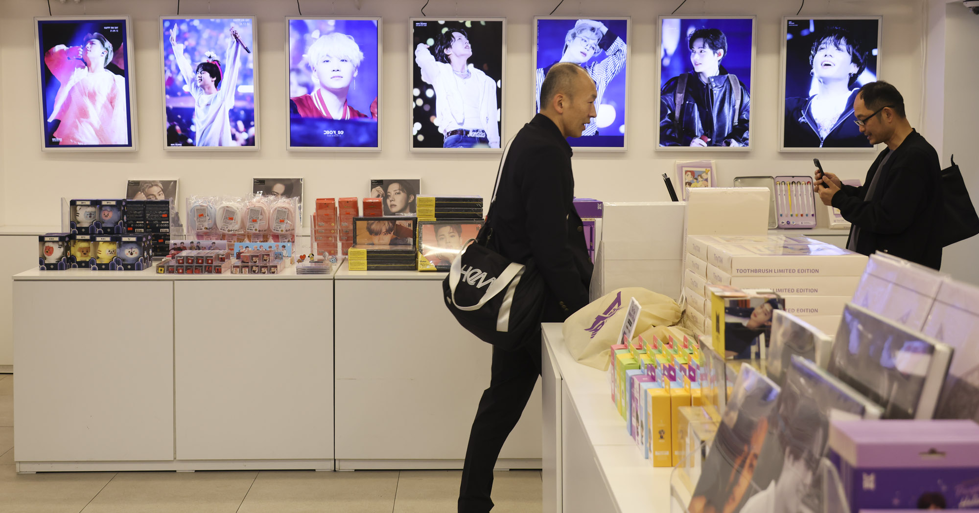 외국인;명동;BTS