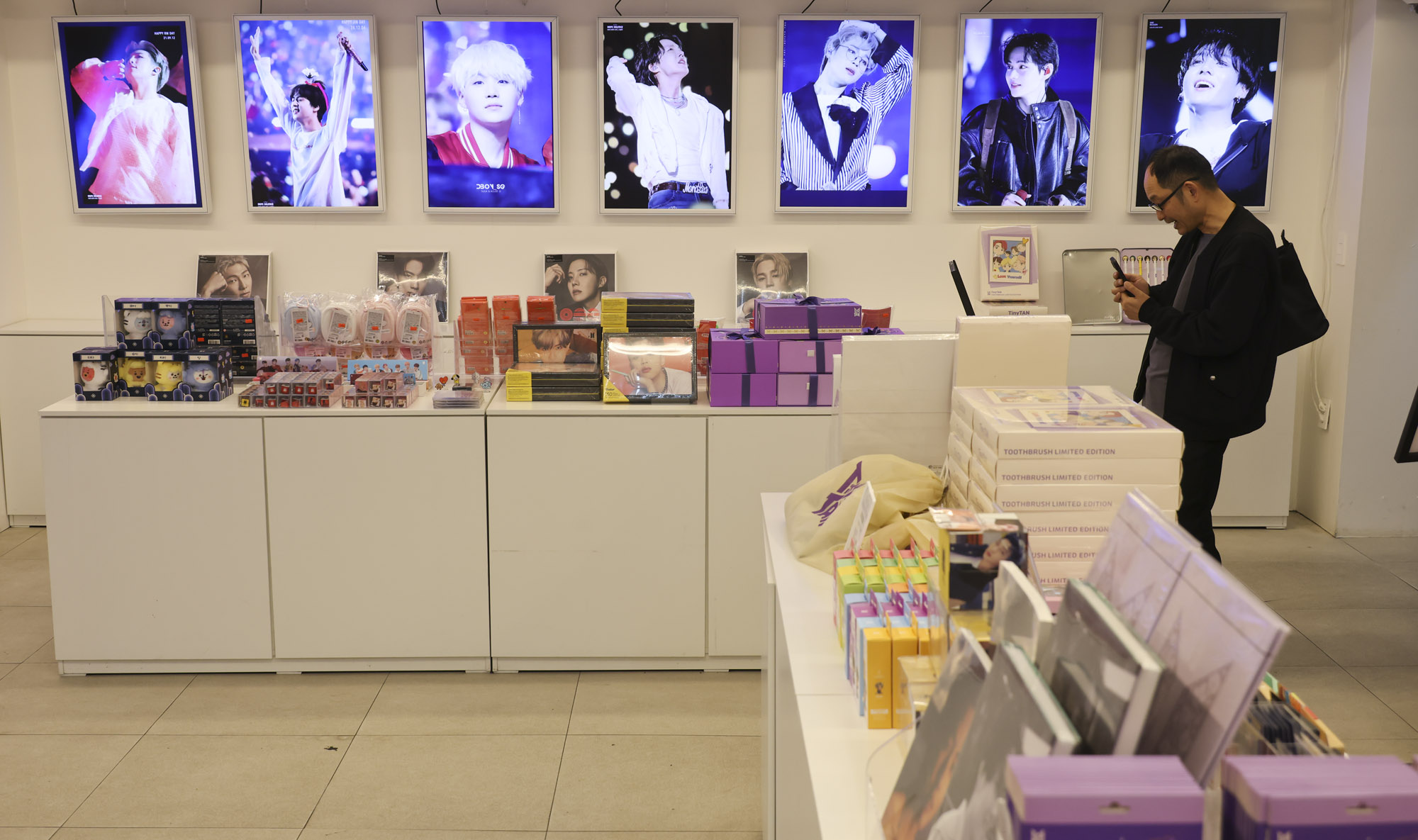 외국인;명동;BTS