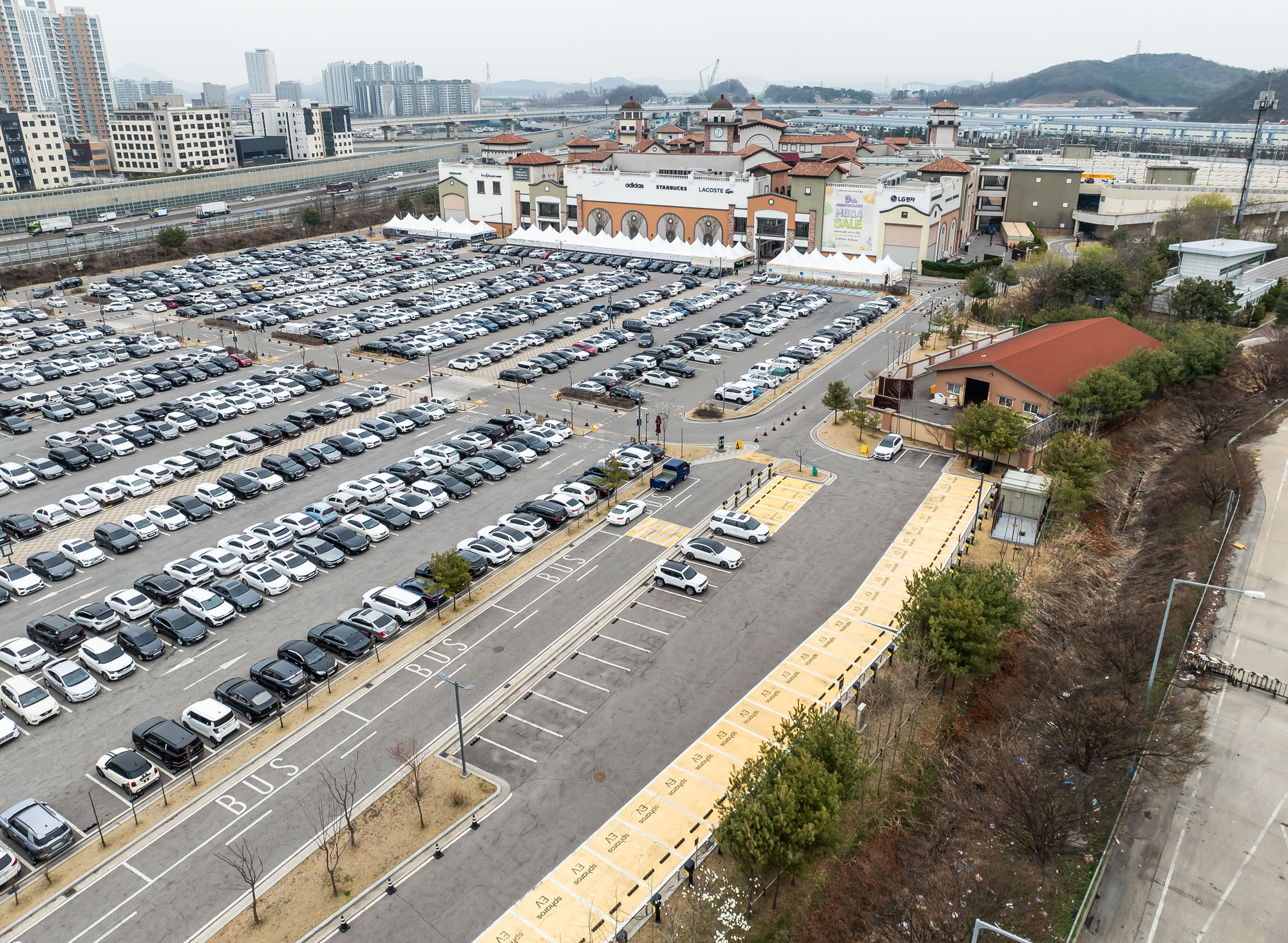 사회;사건사고;기업;신세계그룹;신세계아울렛시흥;시흥신세계아울렛;신세계사이먼시흥프리미엄아울렛;시흥신세계아울렛감전사