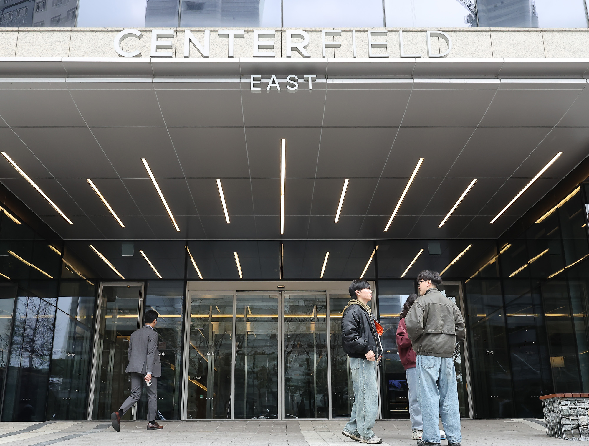 신세계;아이앤씨;신세계;아울렛;감전사;중대재해법