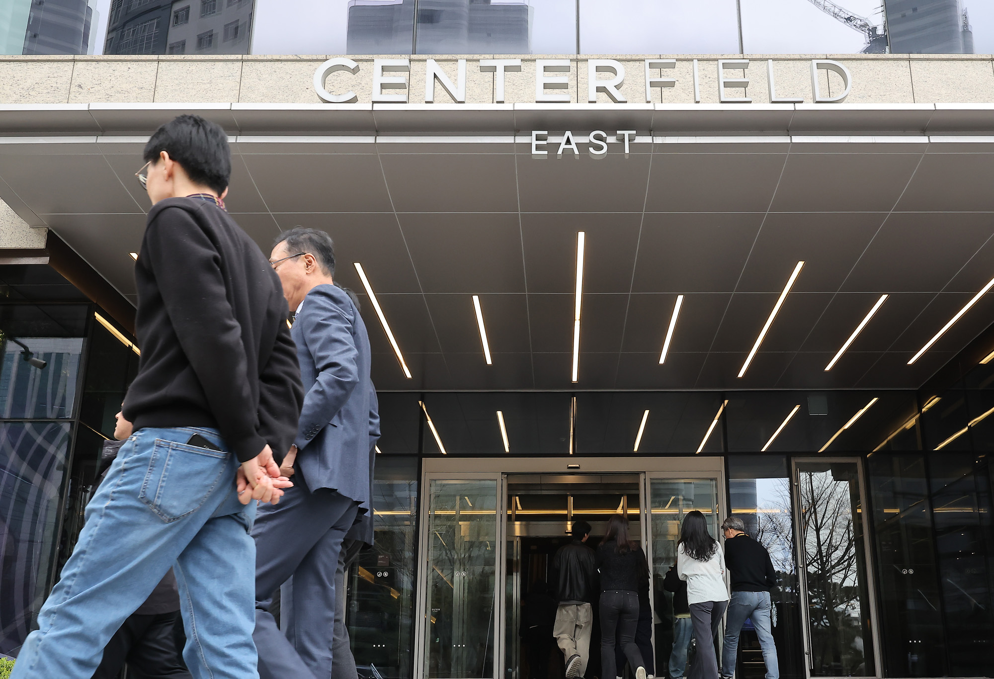 신세계;아이앤씨;신세계;아울렛;감전사;중대재해법