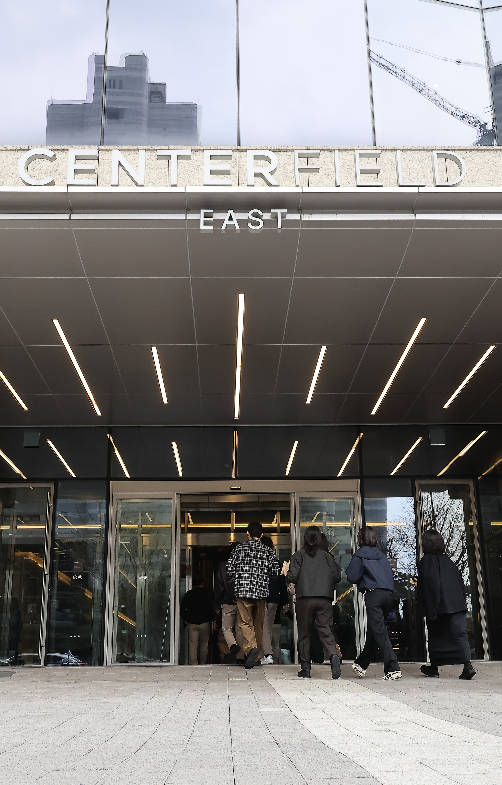 신세계;아이앤씨;신세계;아울렛;감전사;중대재해법