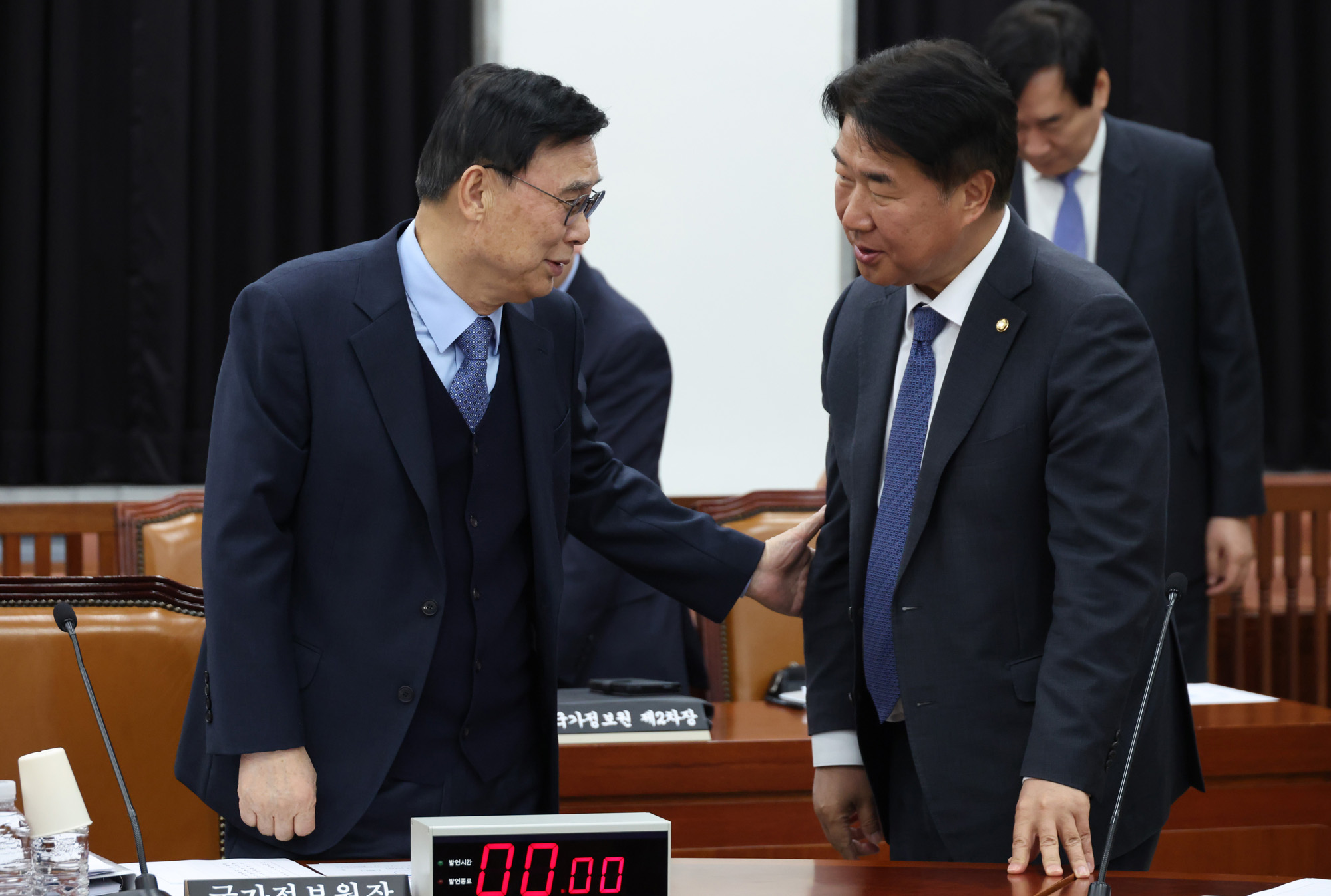 정치;국회;국정원장;이종석;정보위원회