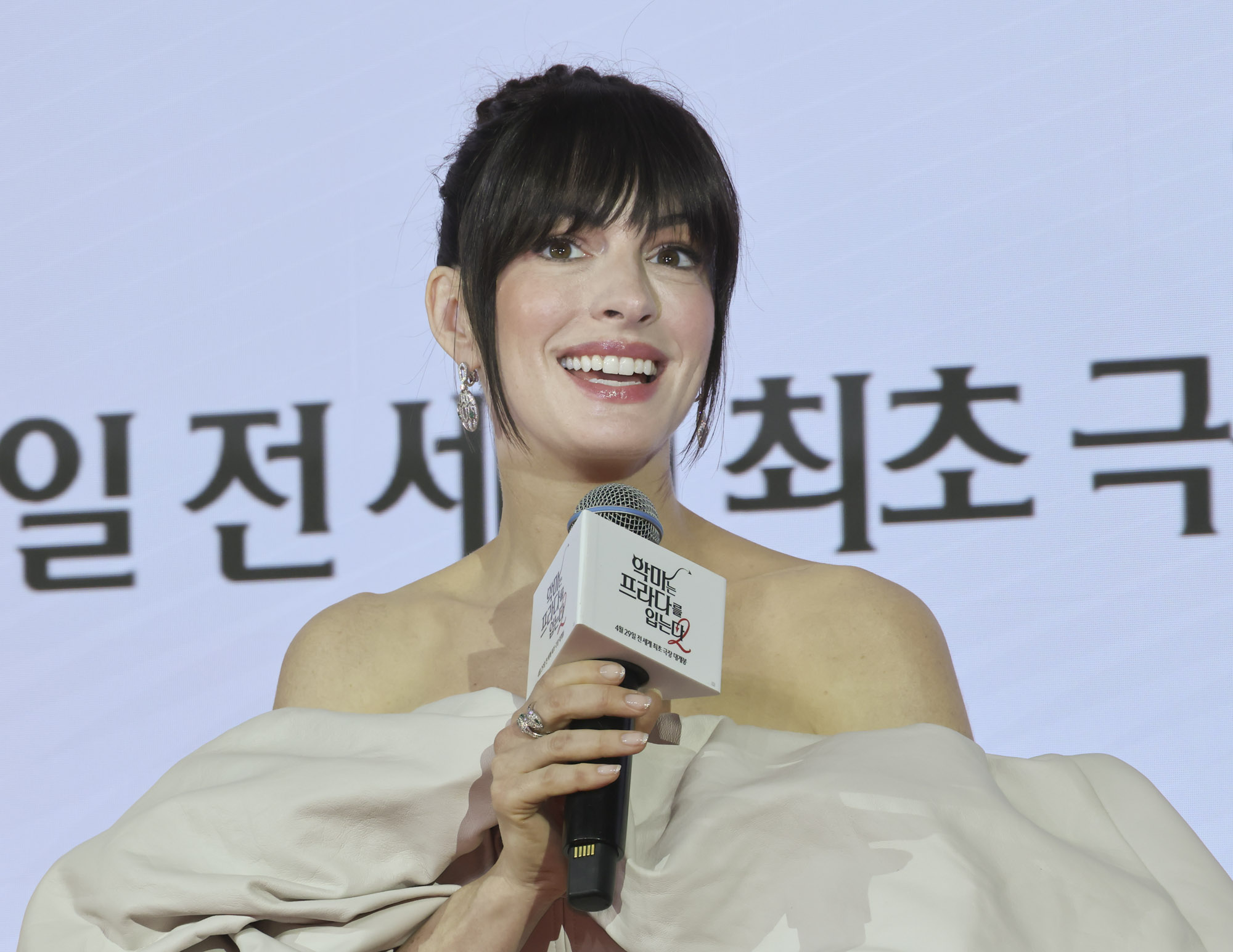 내한기자회견;내한기자간담회;악마는프라다를입는다;앤해서웨이;메릴스트립;헐리우드;할리우드