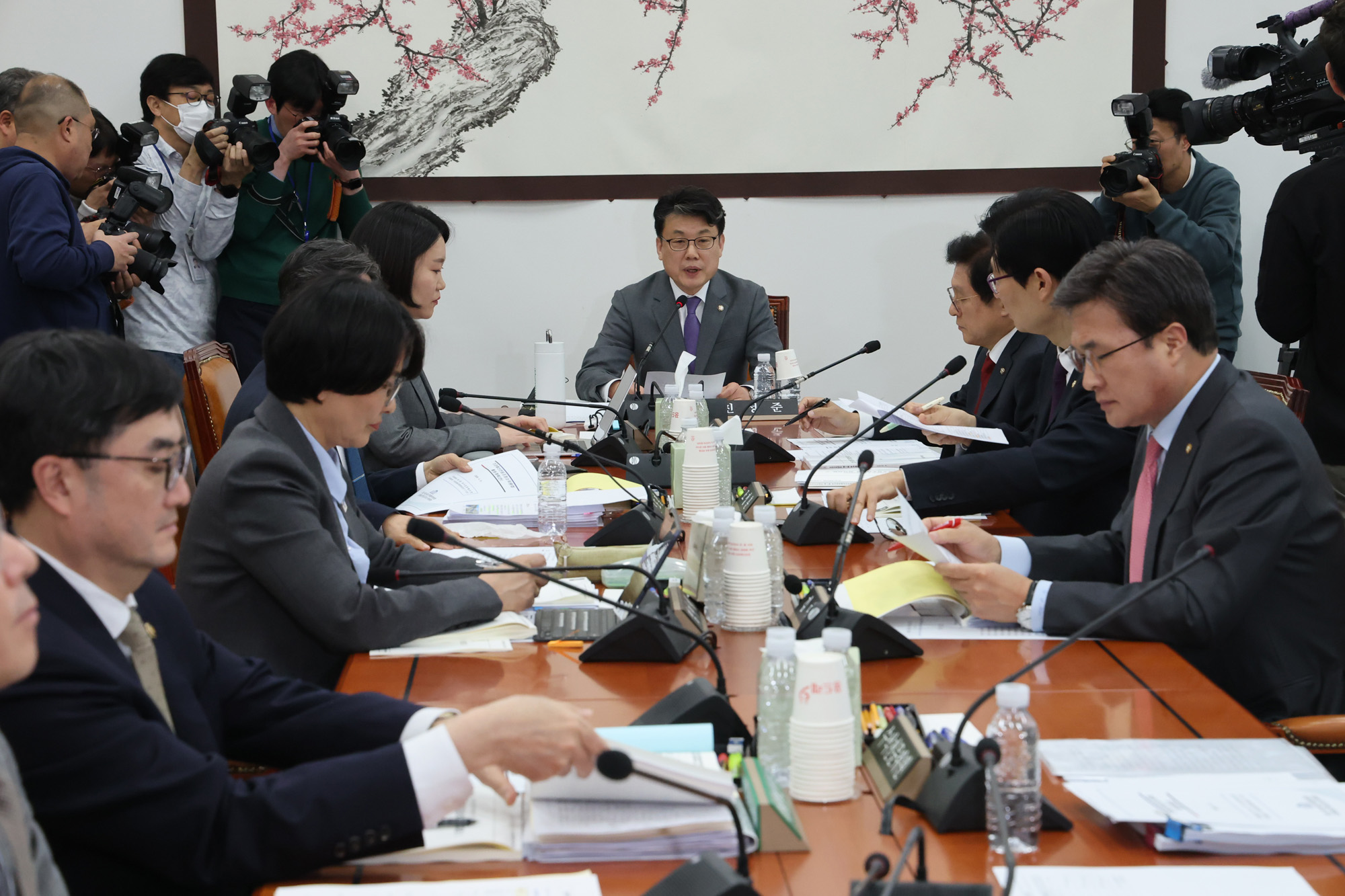 정치;국회;예산결산소위원회;진성준;추가경정예산안