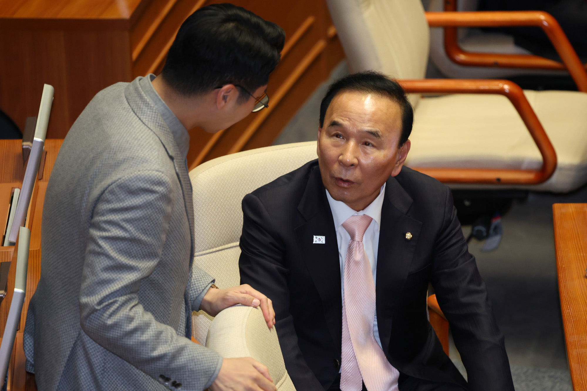 정치;국회;대정부질문;박준태;박덕흠