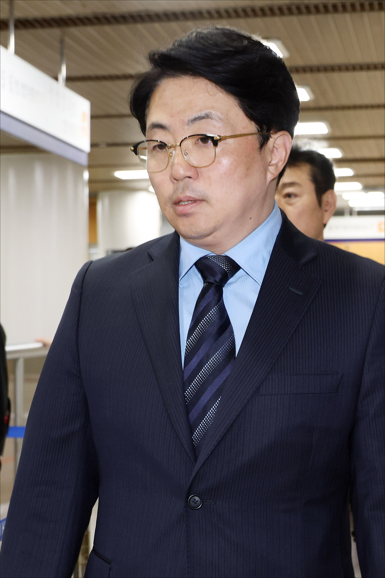 법원