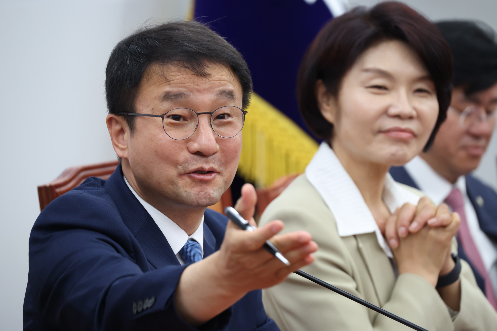 정치;국회;더불어민주당 원내대책회의;한병도