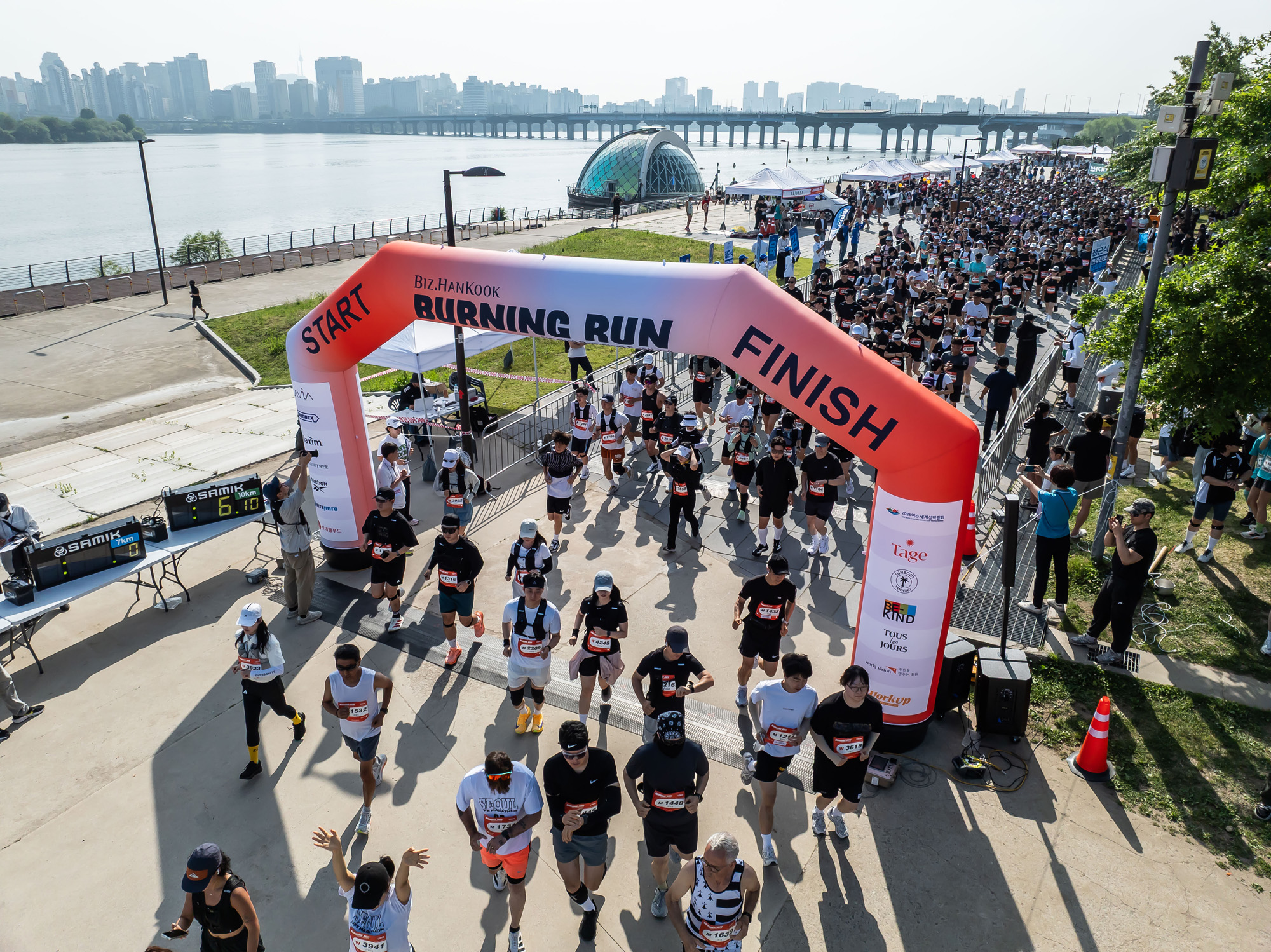 비즈한국;버닝런;비즈한국버닝런2026;버닝런마라톤대회;캐주얼러닝페스티벌