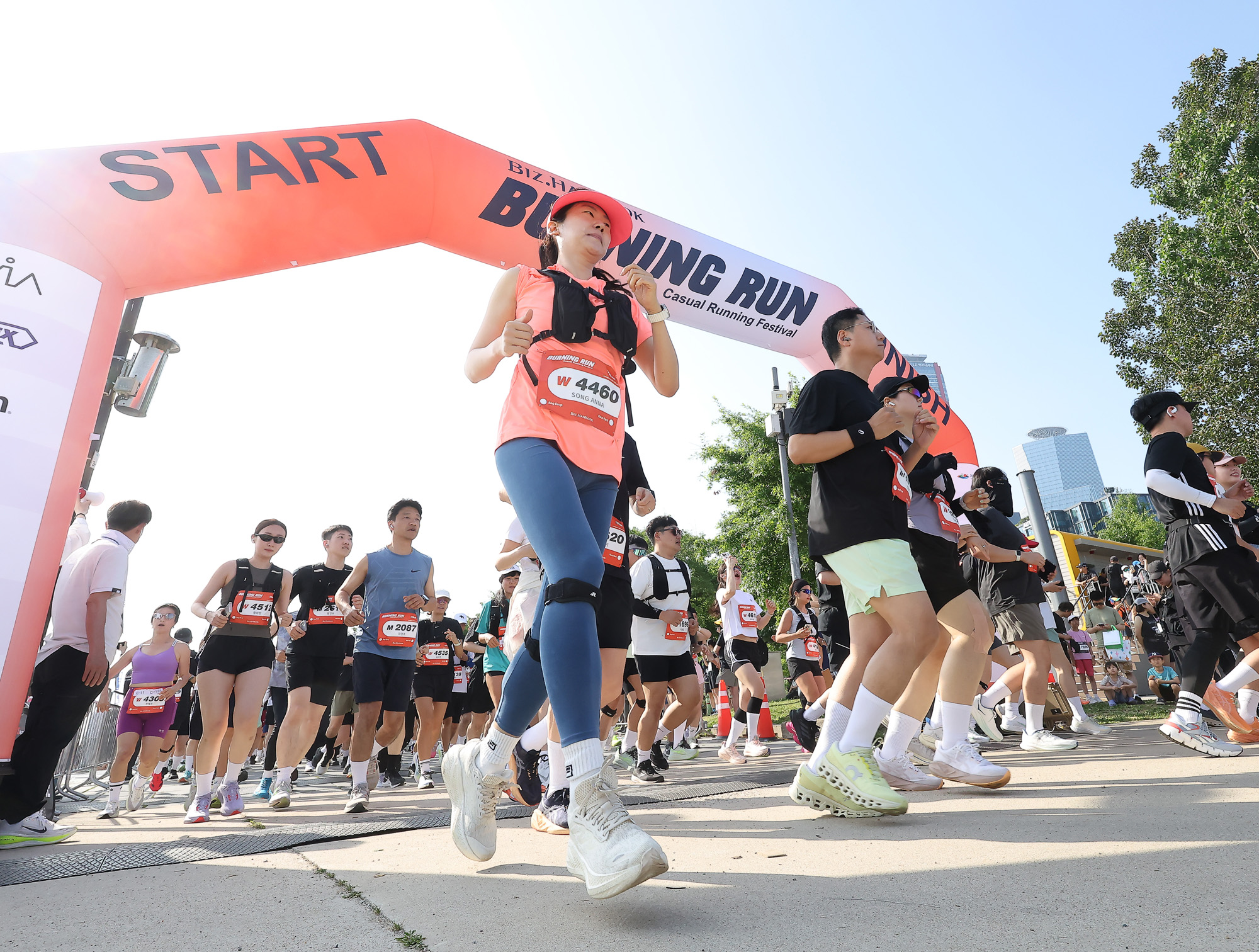 비즈한국;버닝런;비즈한국버닝런2026;버닝런마라톤대회;캐주얼러닝페스티벌