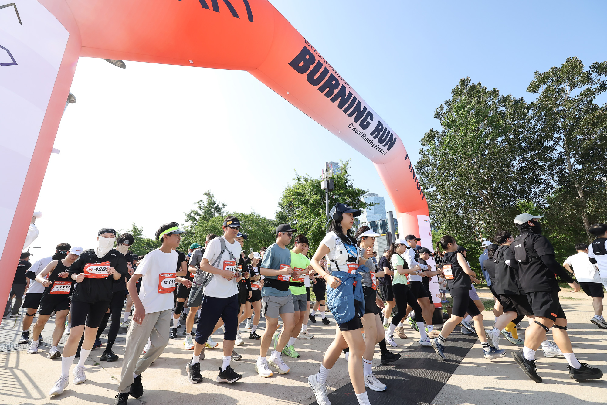 비즈한국;버닝런;비즈한국버닝런2026;버닝런마라톤대회;캐주얼러닝페스티벌