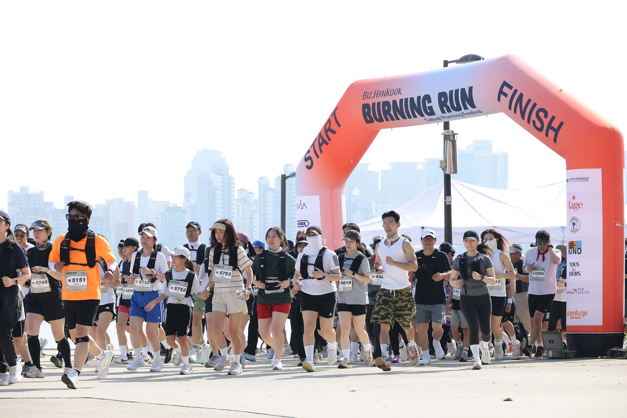 비즈한국;버닝런;비즈한국버닝런2026;버닝런마라톤대회;캐주얼러닝페스티벌