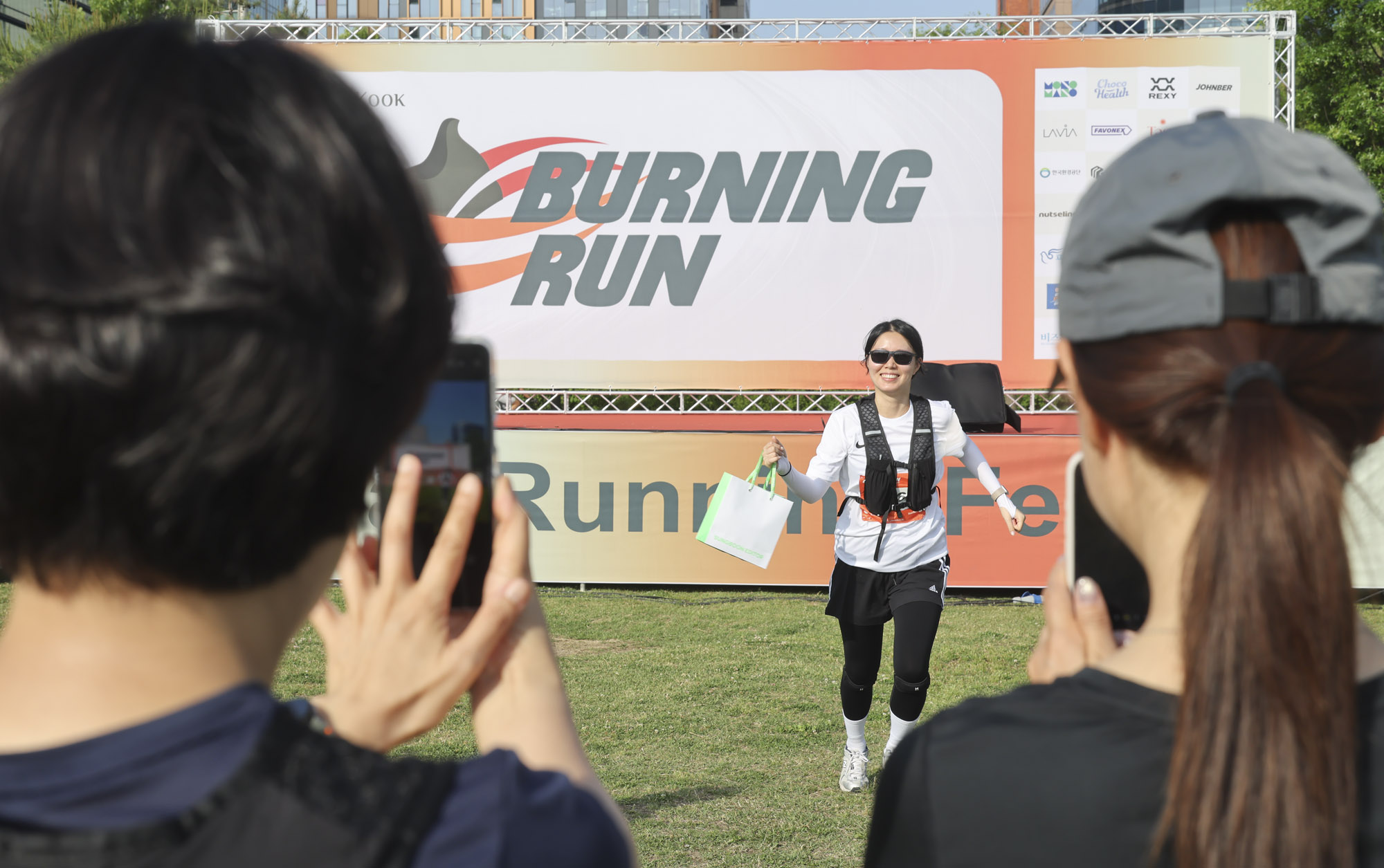 버닝런;버닝런2026;마라톤;비즈한국