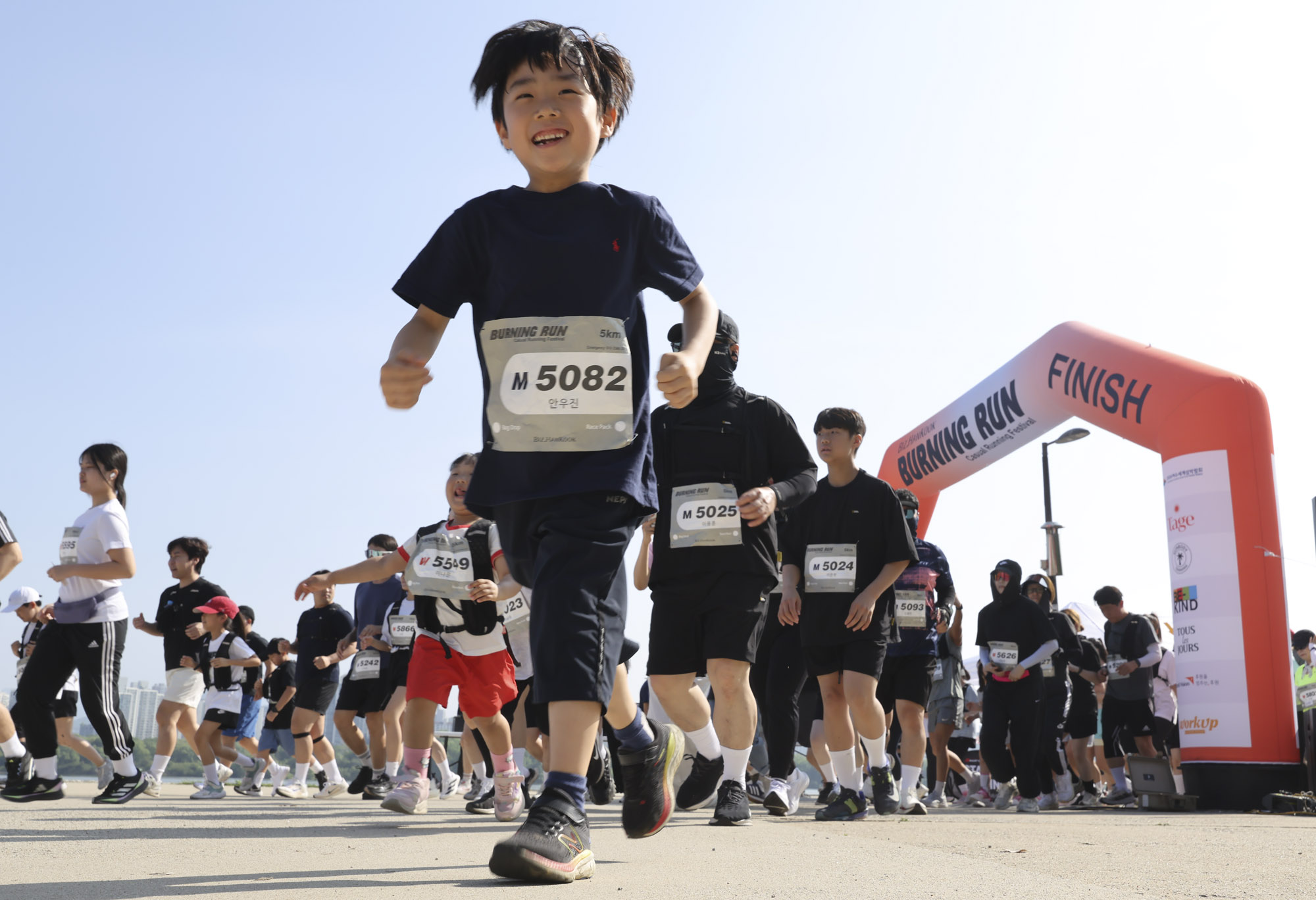 버닝런;버닝런2026;마라톤;비즈한국