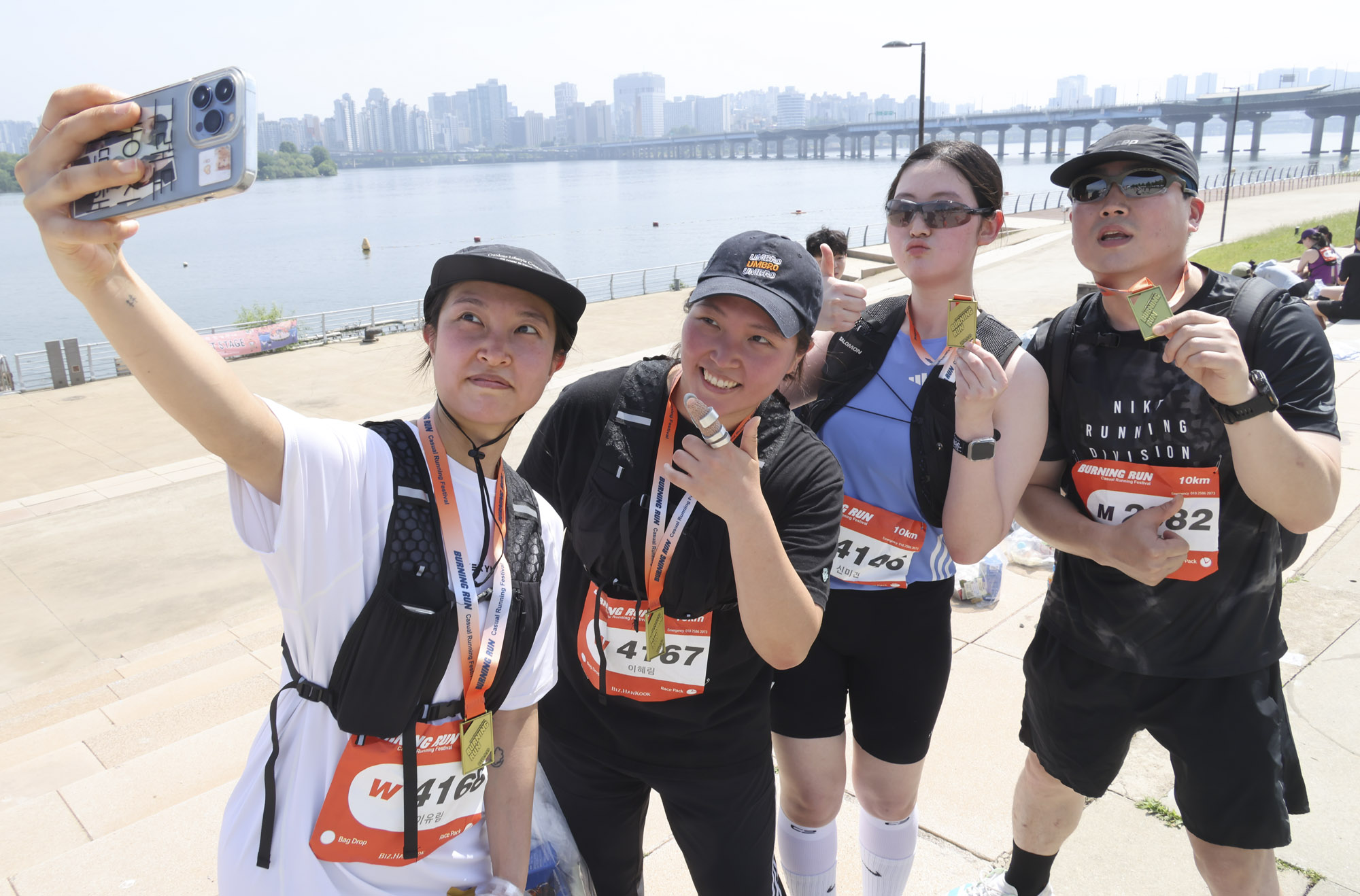 버닝런;버닝런2026;마라톤;비즈한국