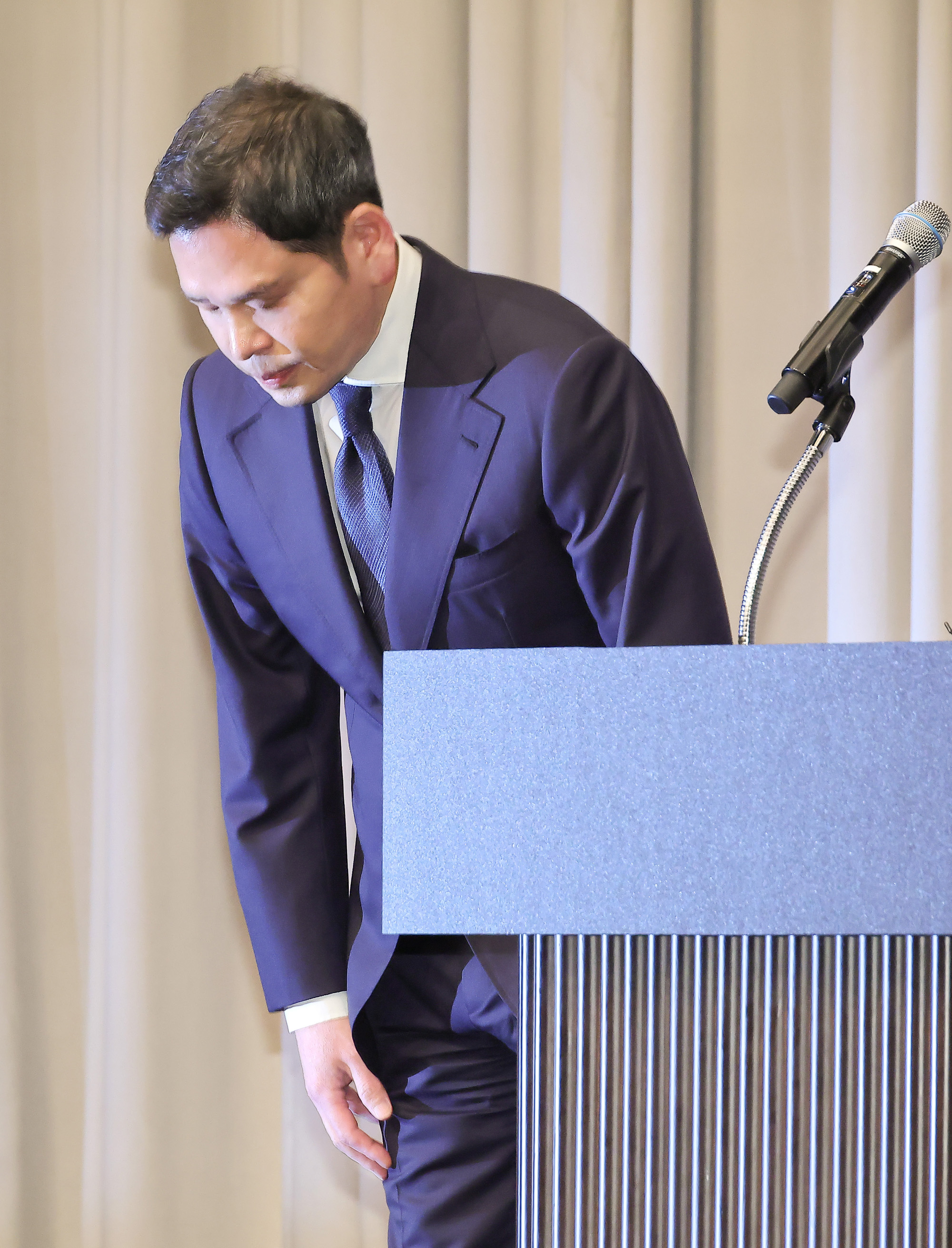 정용진;신세계;회장;사과문;탱크데이;스타벅스