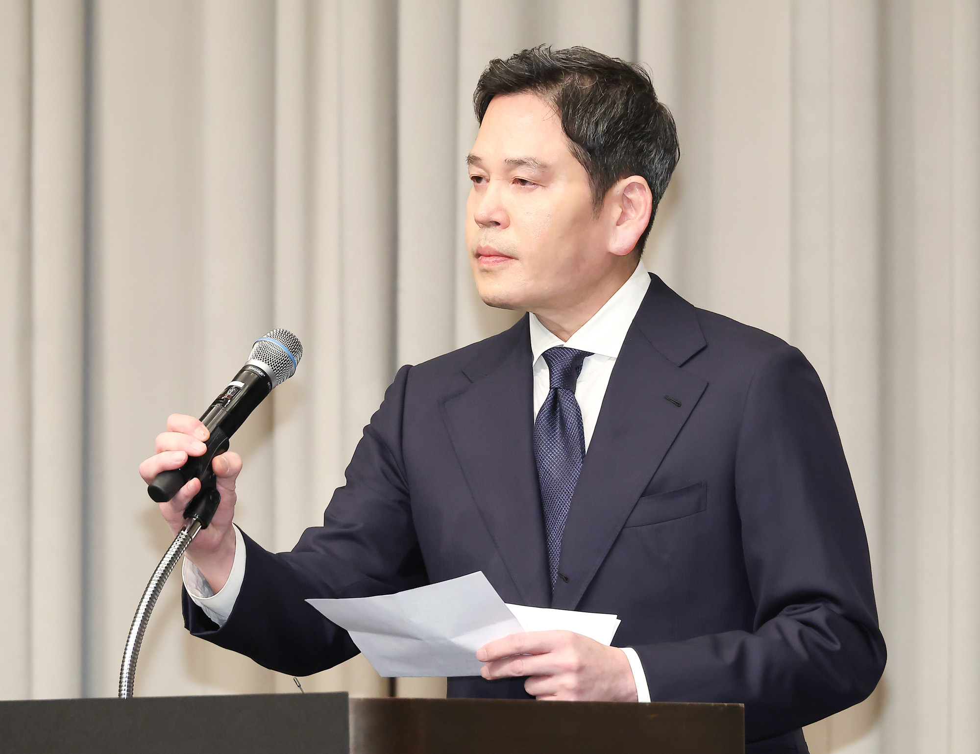 정용진;신세계;회장;사과문;탱크데이;스타벅스