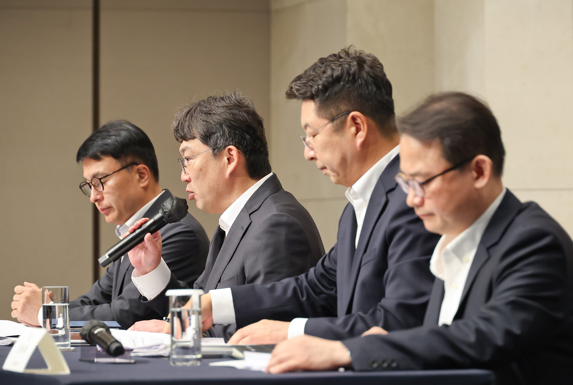 정용진;신세계;회장;사과문;탱크데이;스타벅스