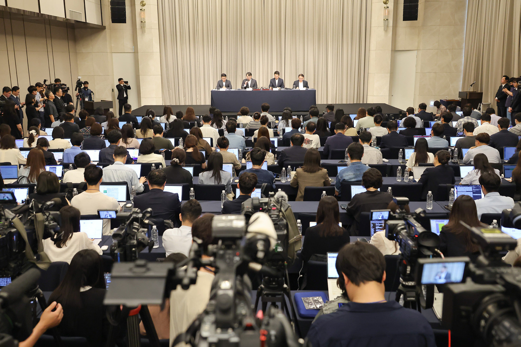정용진;신세계;회장;사과문;탱크데이;스타벅스