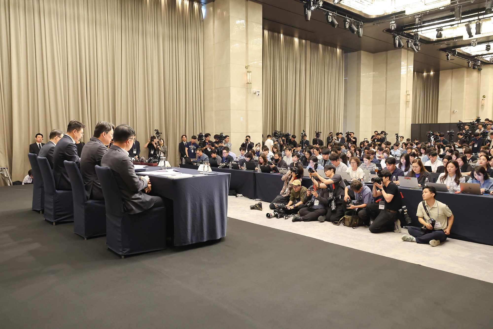 정용진;신세계;회장;사과문;탱크데이;스타벅스