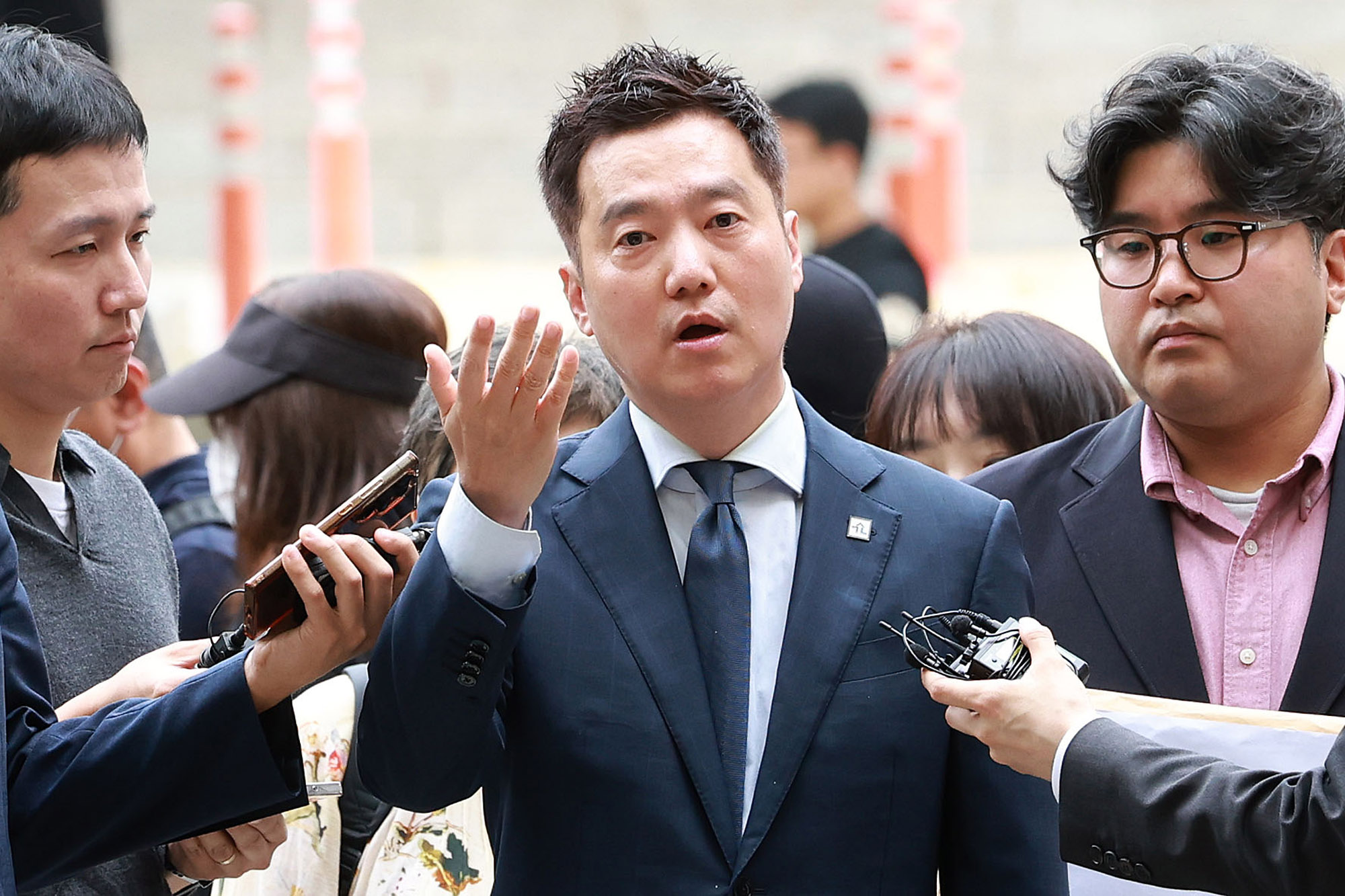 김세의;김세의김수현;김세의김세론;김세의영장실질심사;김세의구속